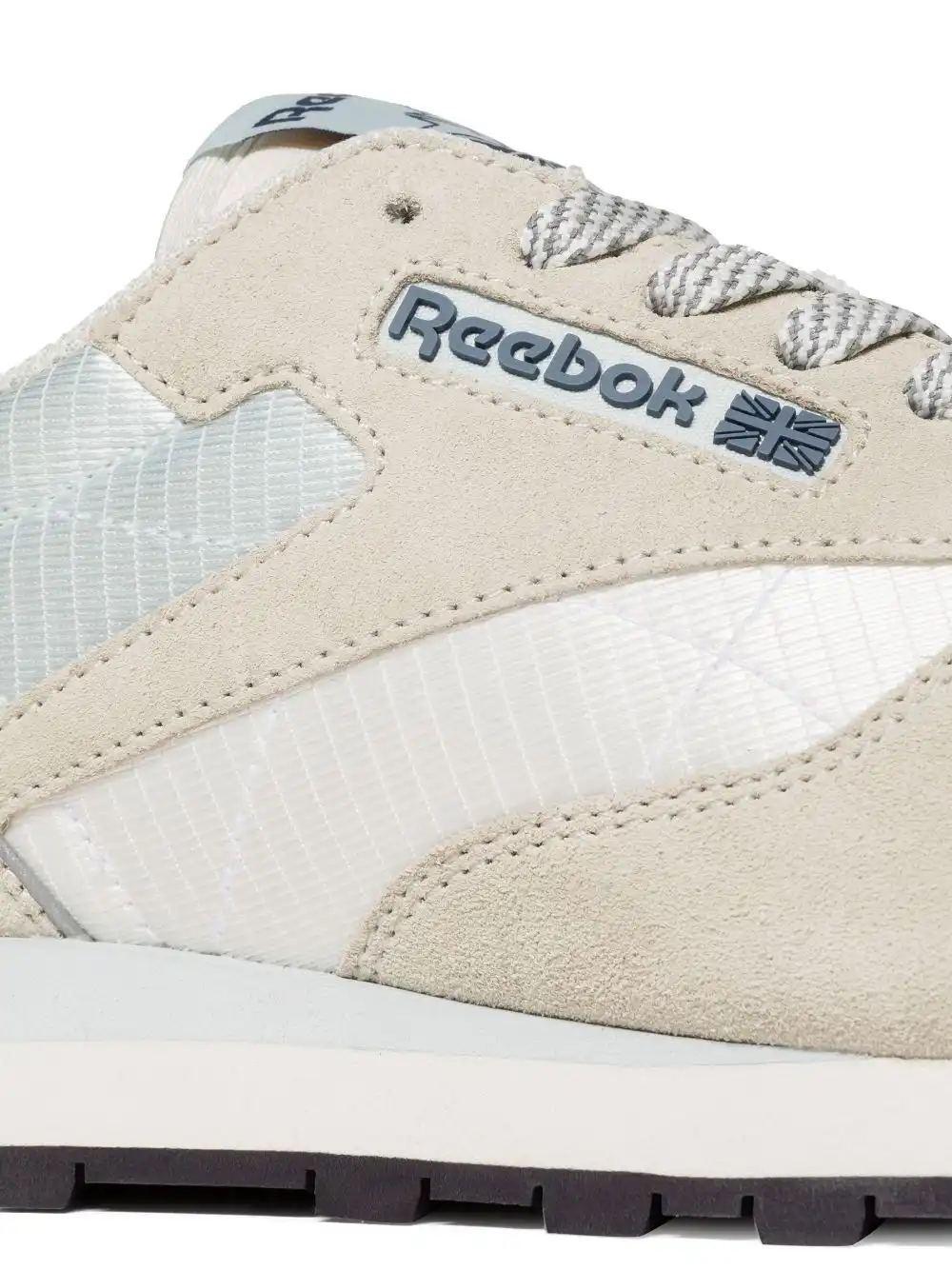 hype Reebok LTD Classic Leather Retro low-top sneakers 