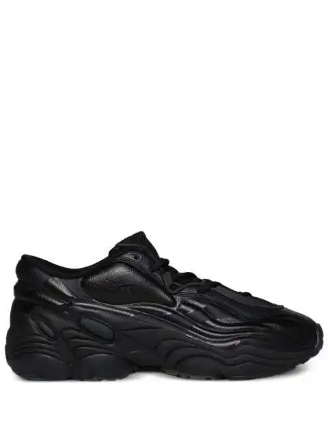 hype Reebok LTD DMX Run 6 logo-embroidered sneakers 