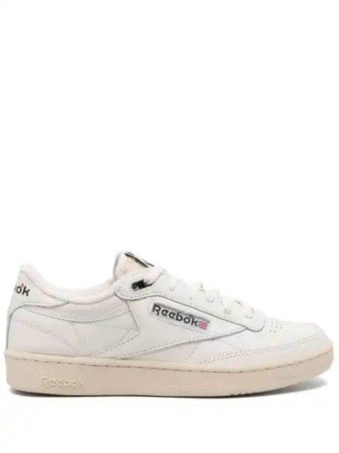 hype Reebok Club C lace-up leather sneakers 