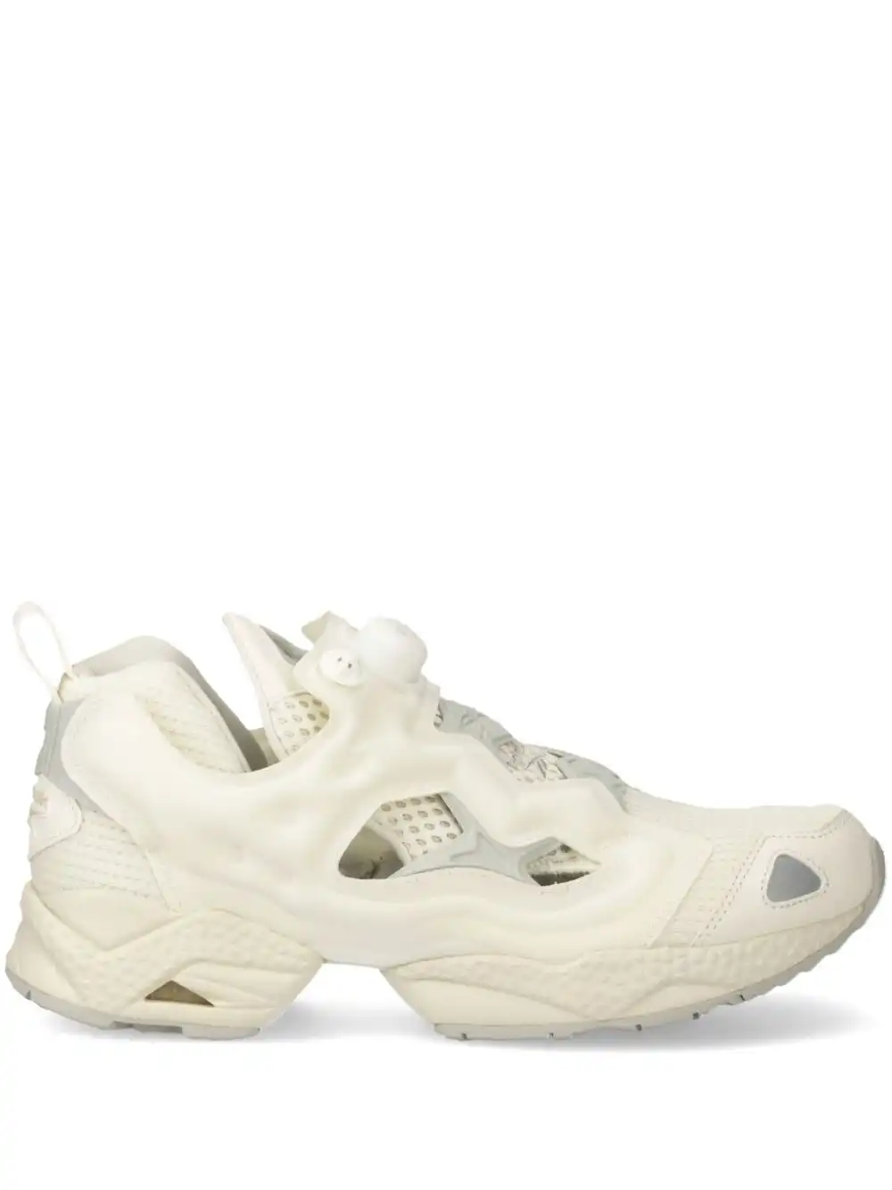 hype Reebok LTD Instapump Fury sneakers 