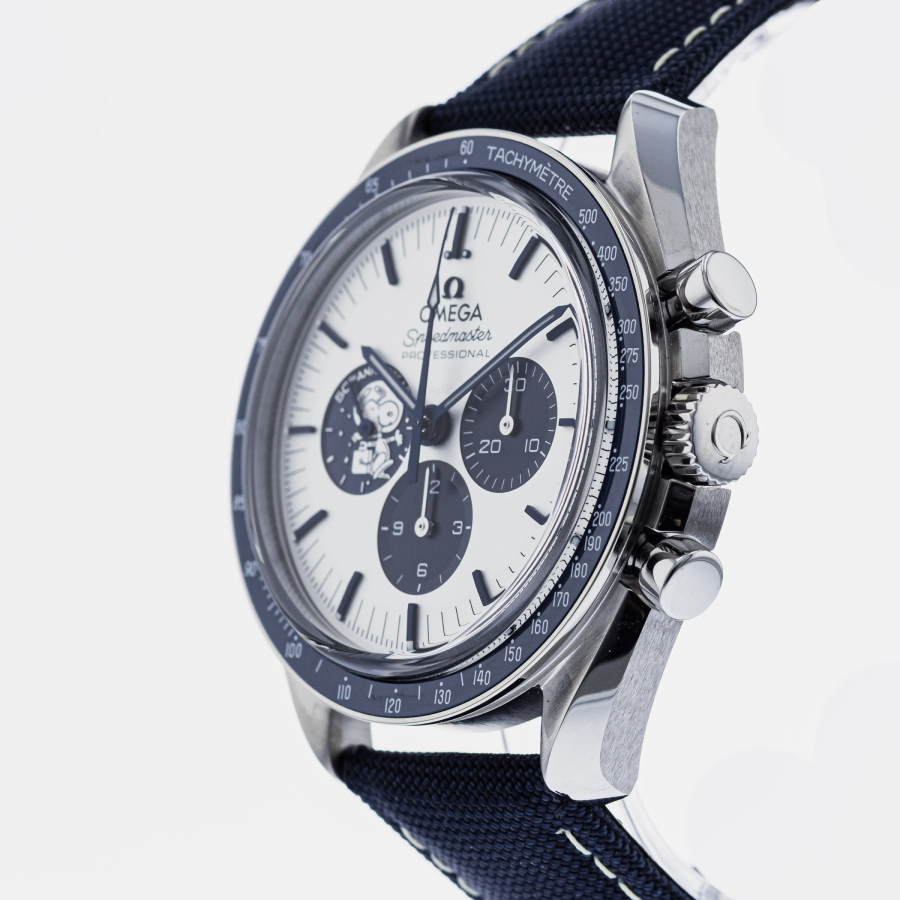 Omega Speedmaster “Snoopy” 310.32.42.50.02.001 True to  Copy Compact 322