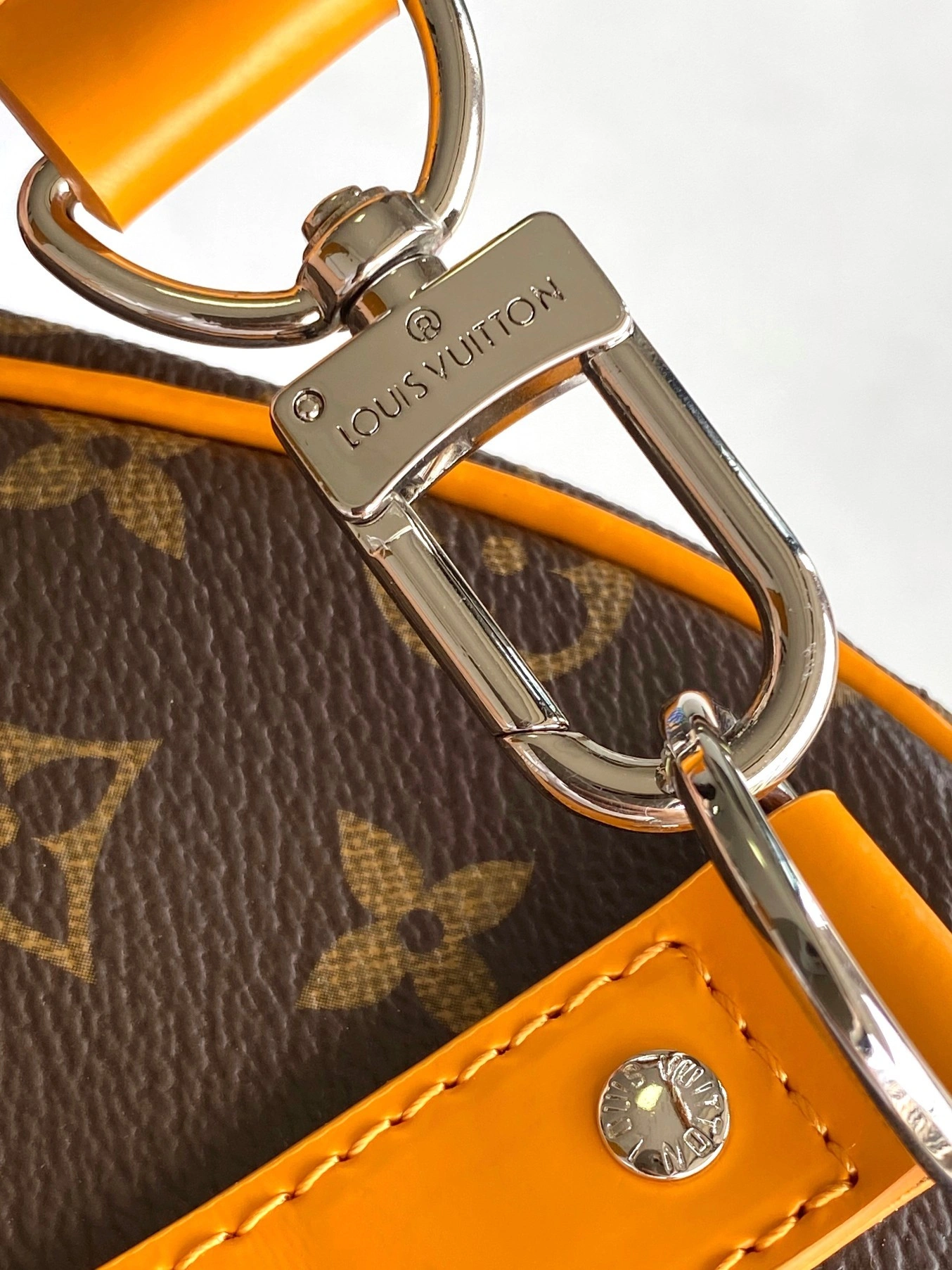 &MOMO ---8V M12634 high quality version Keepall Bandoulière 50 cowhide item:E-B000A1741