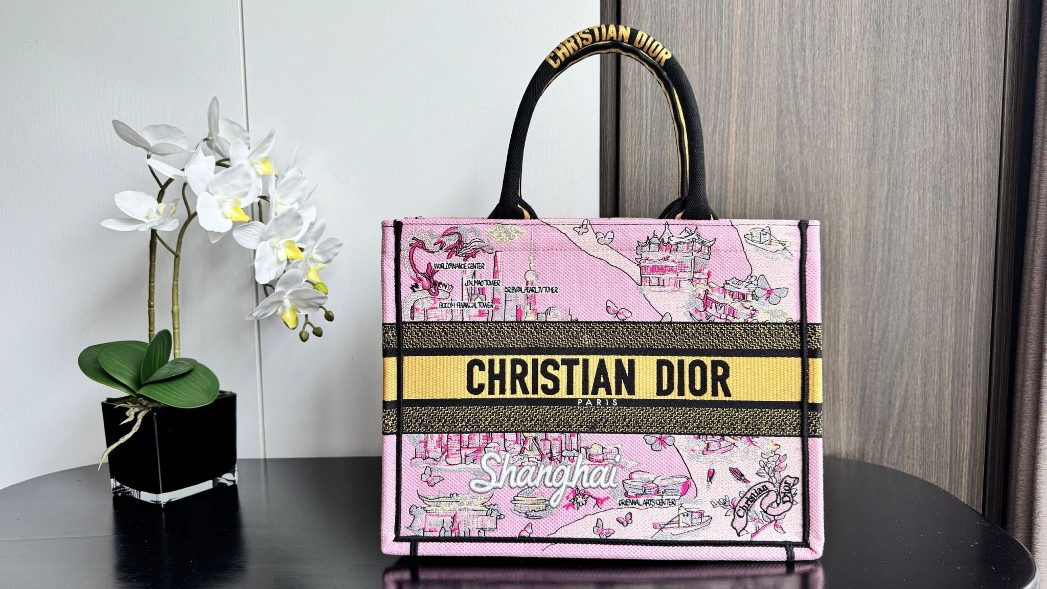MOMO-- 4ior M1296ZEJI-M20E high quality version Book Tote embroidery item:E-B000I0726