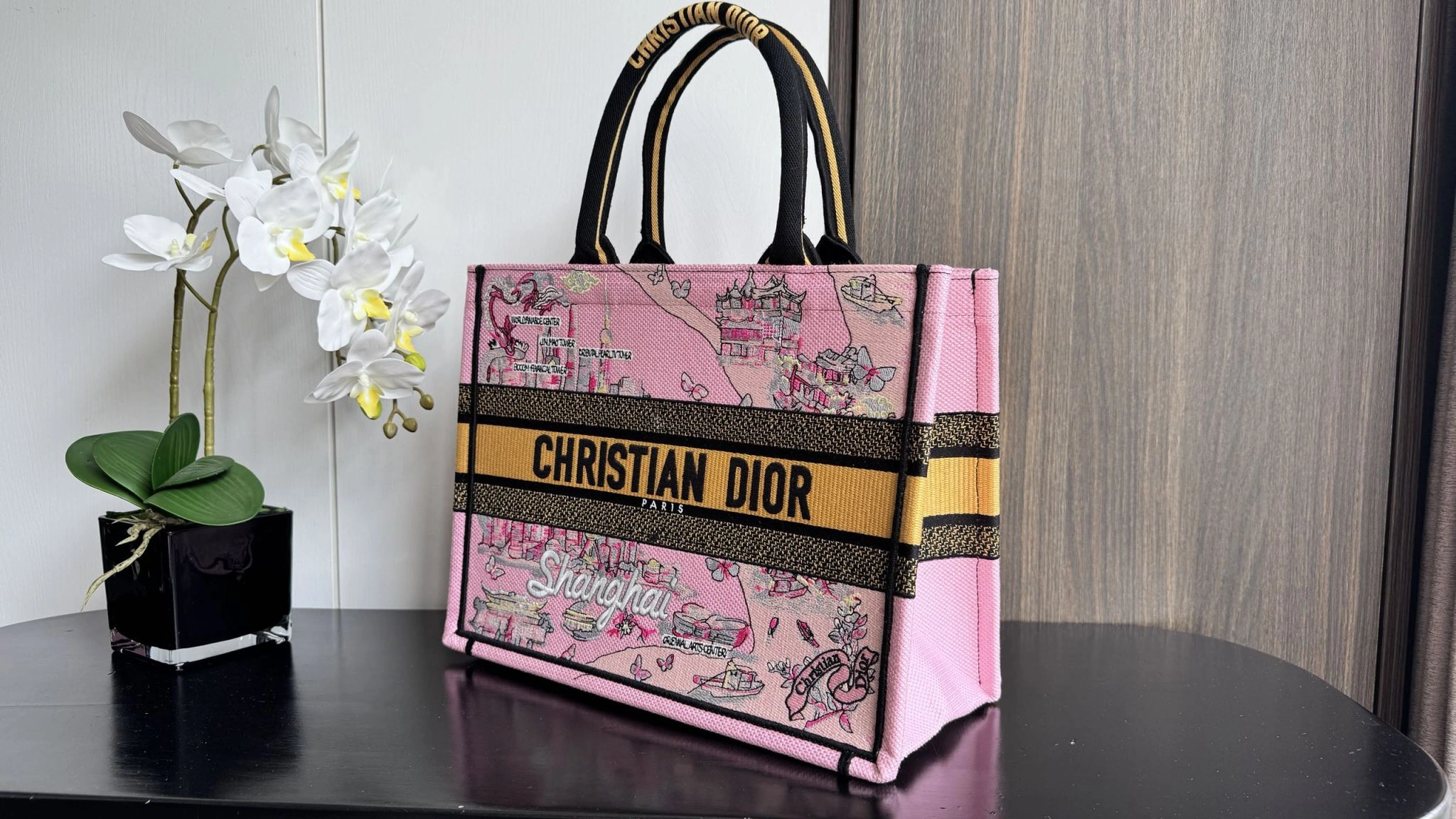MOMO-- 4ior M1296ZEJI-M20E high quality version Book Tote embroidery item:E-B000I0726