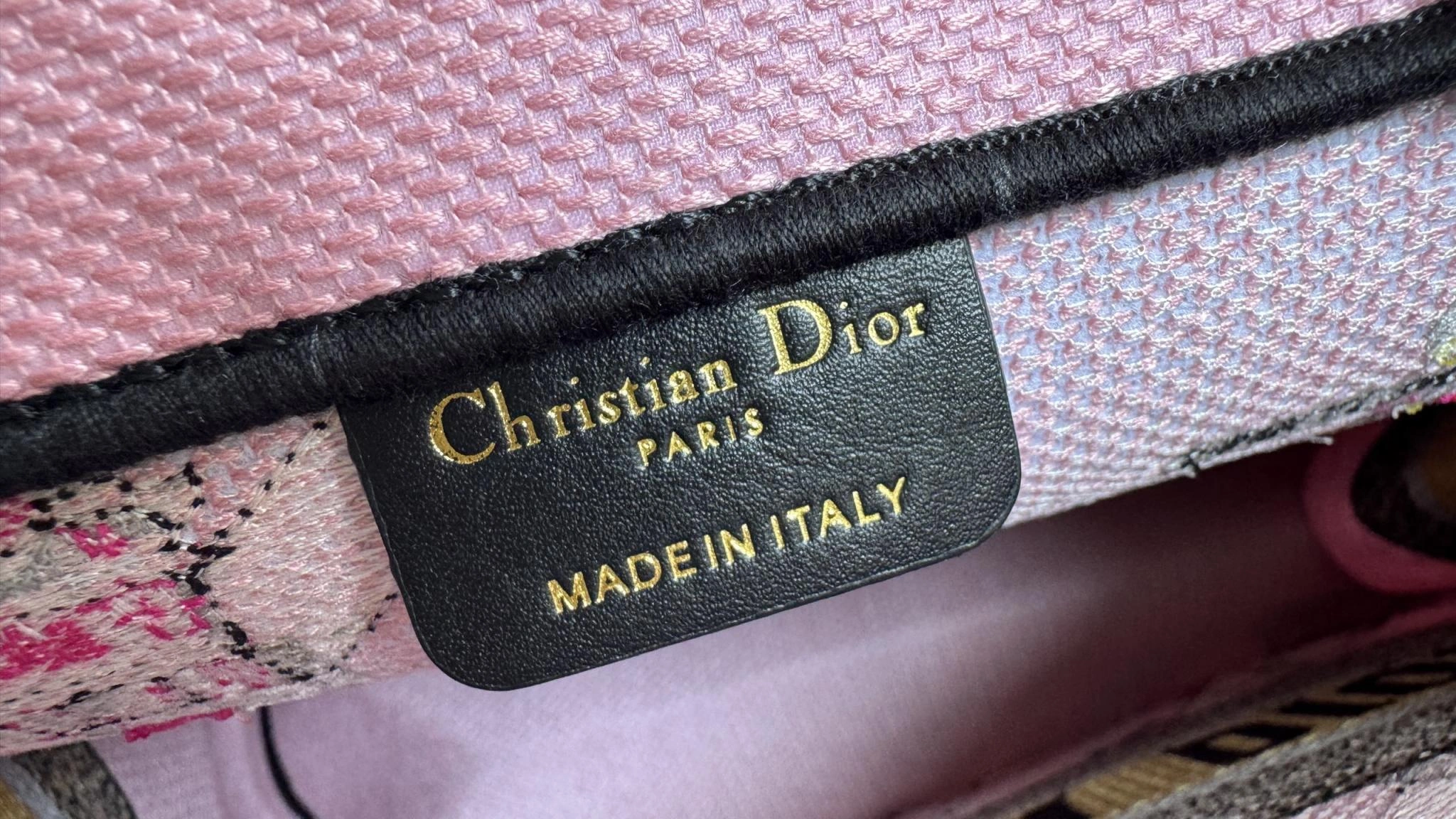 MOMO-- 4ior M1296ZEJI-M20E high quality version Book Tote embroidery item:E-B000I0726