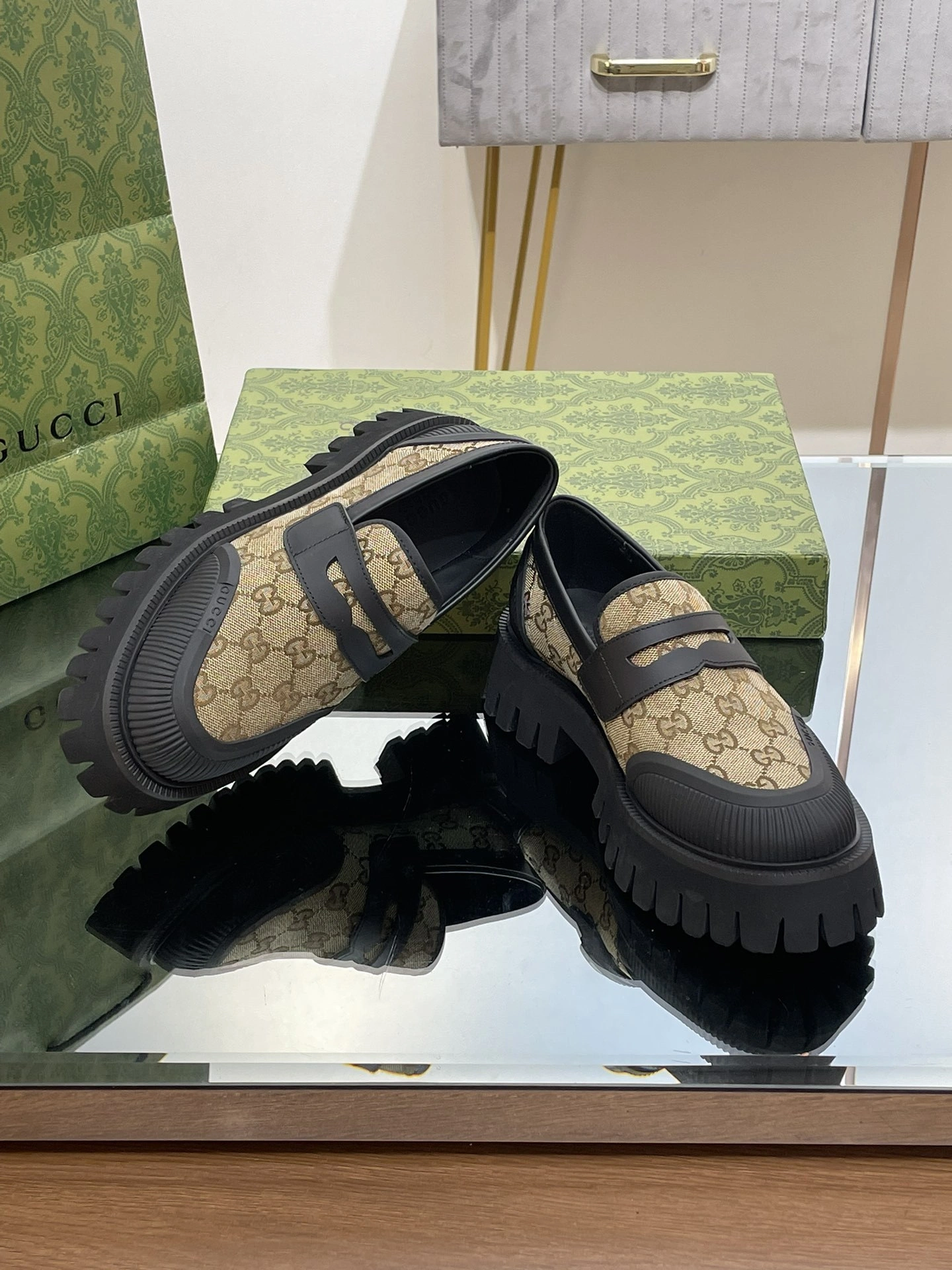 OOBB-- 6u33i 751759 KQWM0 9750 Heel height：4CM Waterproof：3CM Calfskin item:D-X000L2509