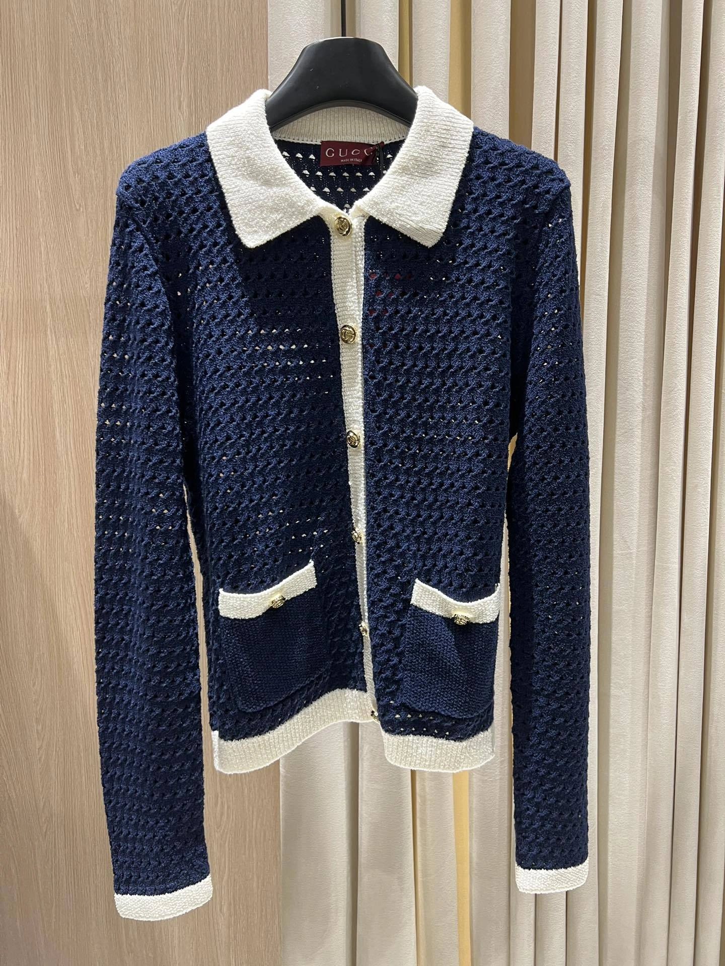 Victoria-- 6u33i Gucci Navy Open-Knit Cardigan with Contrast White Trim item:E-F140L1021H