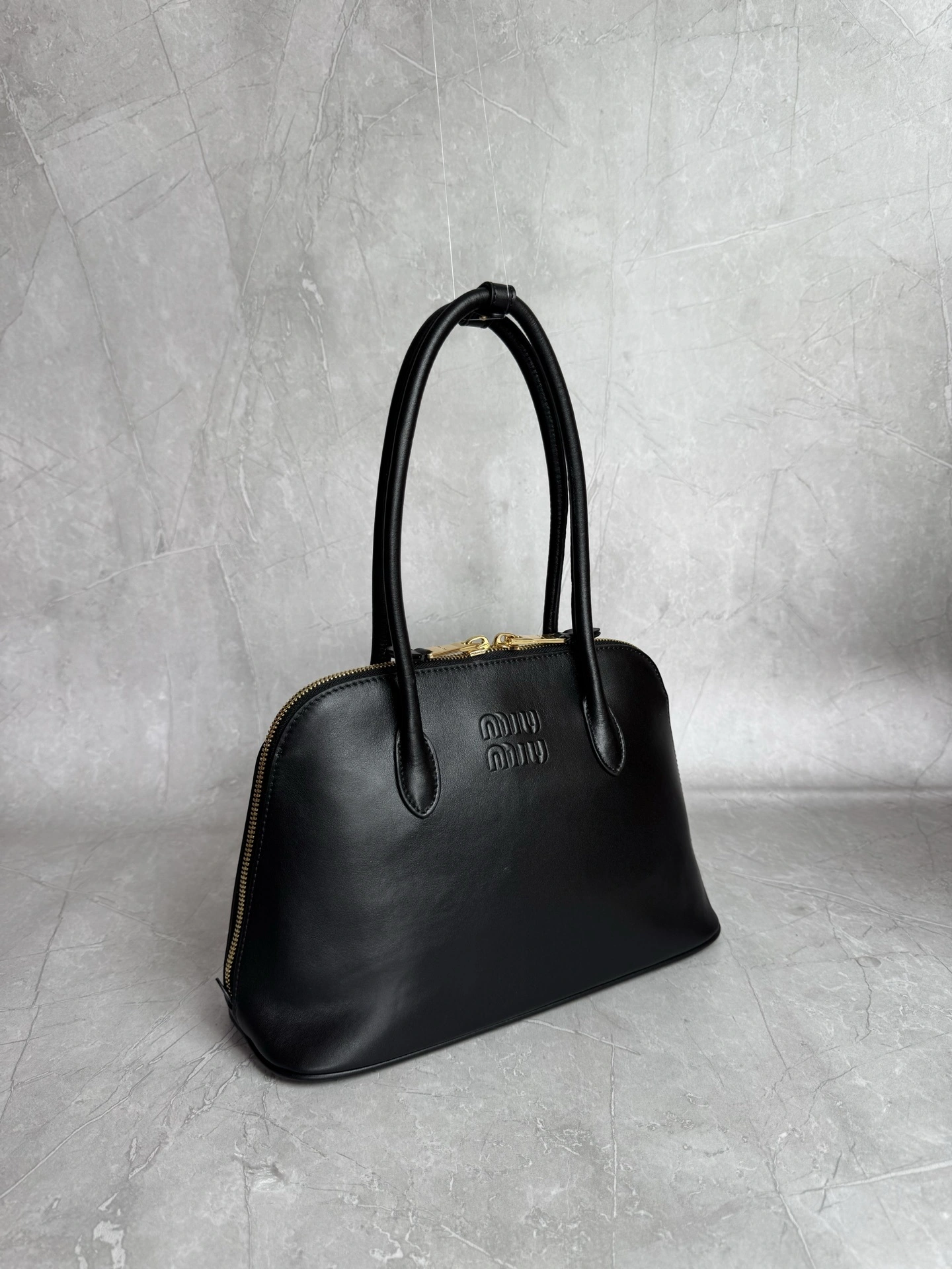 MOMO-- 7iu7iu 5BA289_2CRM_F0002_V_OOO high quality version Calfskin item:E-B000L1618T