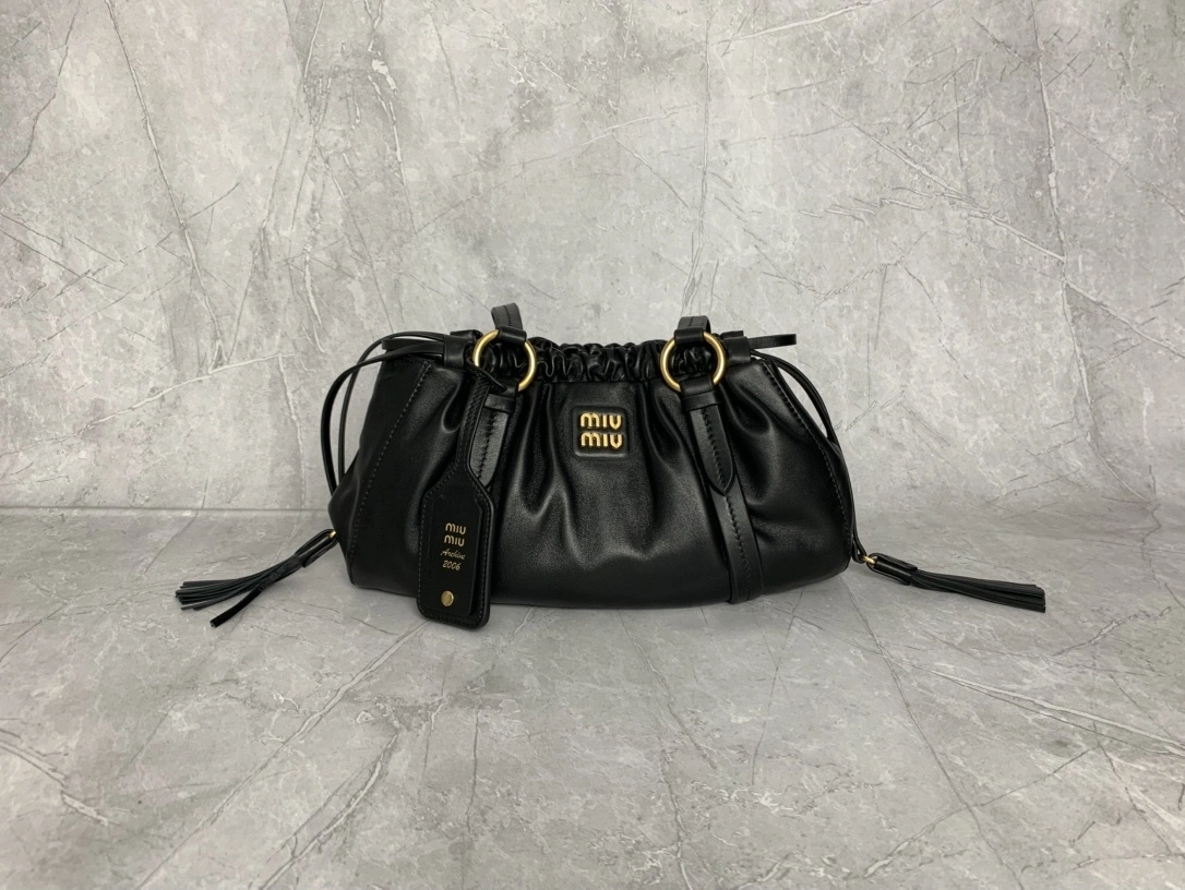 MOMO-- 7iu7iu 5BG306_ACSW_F0002_V_OOO high quality version sheepskin item:E-B000A1259
