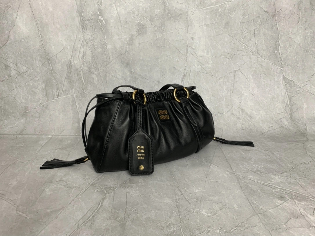 MOMO-- 7iu7iu 5BG306_ACSW_F0002_V_OOO high quality version sheepskin item:E-B000A1259