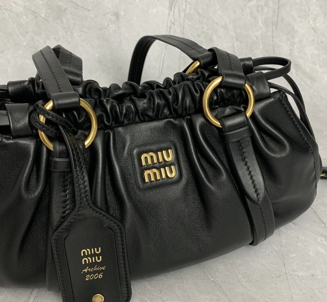 MOMO-- 7iu7iu 5BG306_ACSW_F0002_V_OOO high quality version sheepskin item:E-B000A1259
