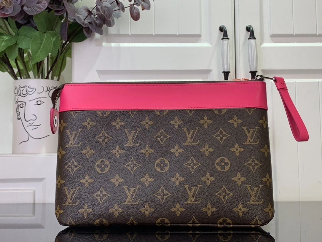 MOMO-- 8V M13356 high quality version Pochette Voyage Souple cowhide item:E-B063C0231