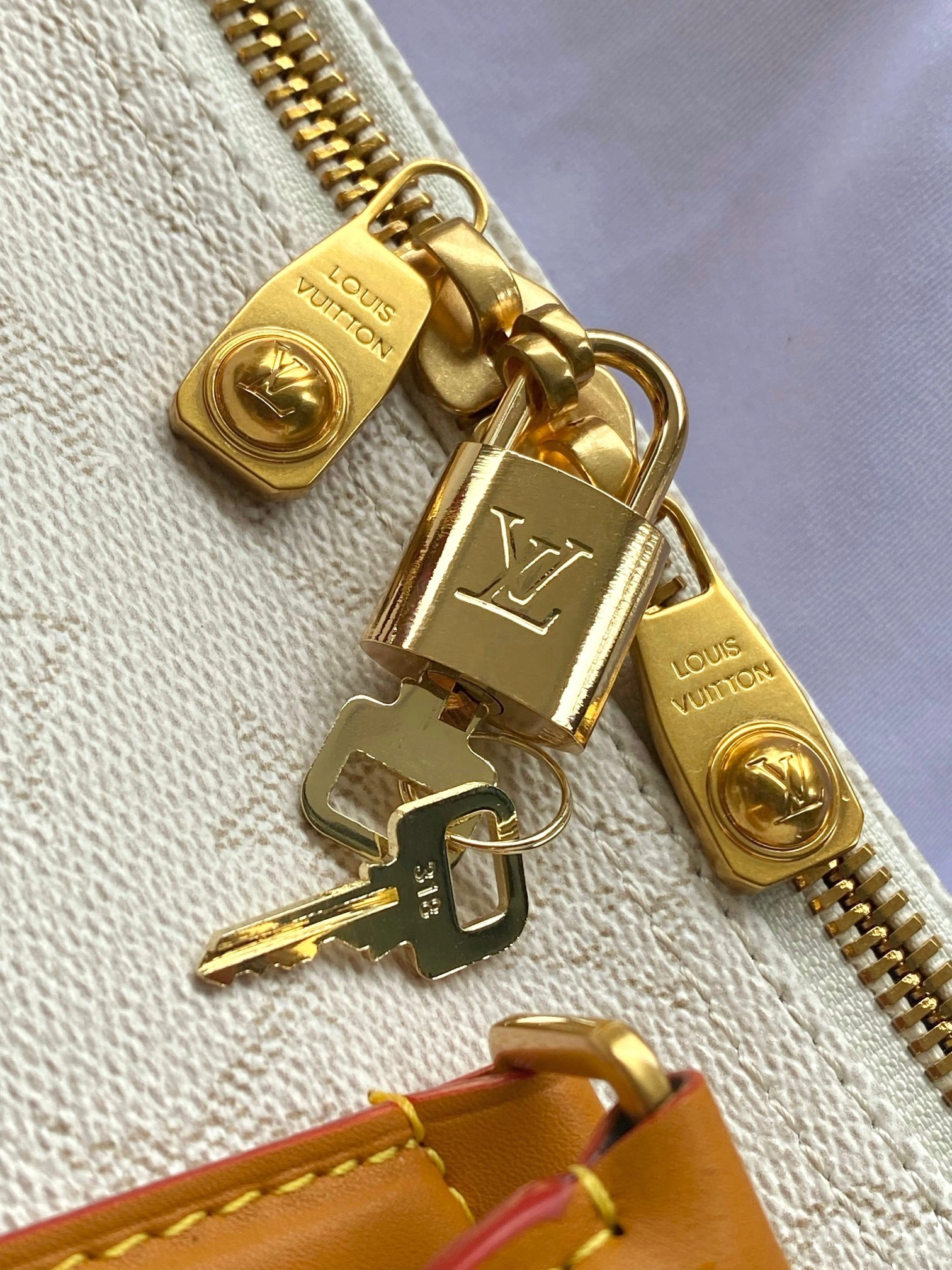 MOMO-- 8V M14838 high quality version Keepall Bandouliere 45 cowhide item:E-B000H2748
