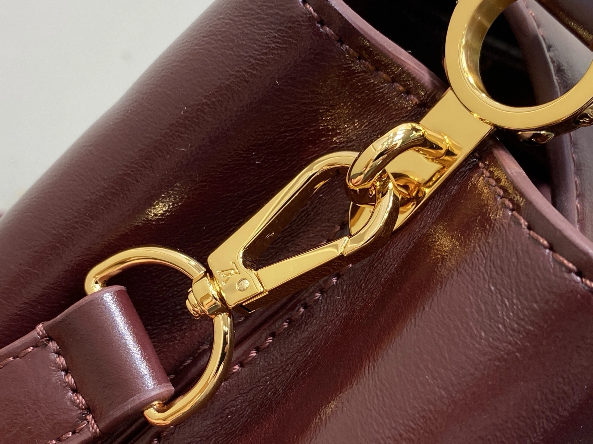 MOMO-- 8V M25473 high quality version Capucines East-West waxed skin item:E-B000K1812