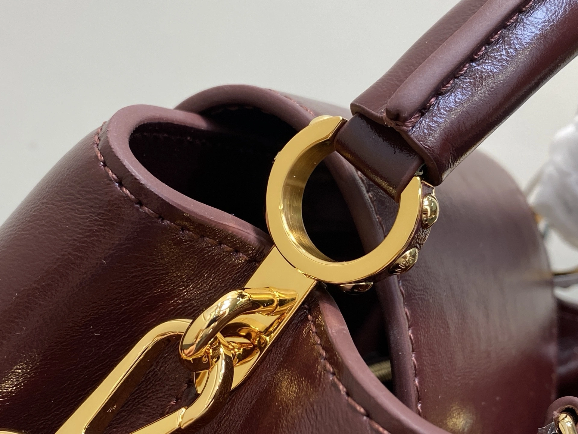 MOMO-- 8V M25473 high quality version Capucines East-West waxed skin item:E-B000K1812