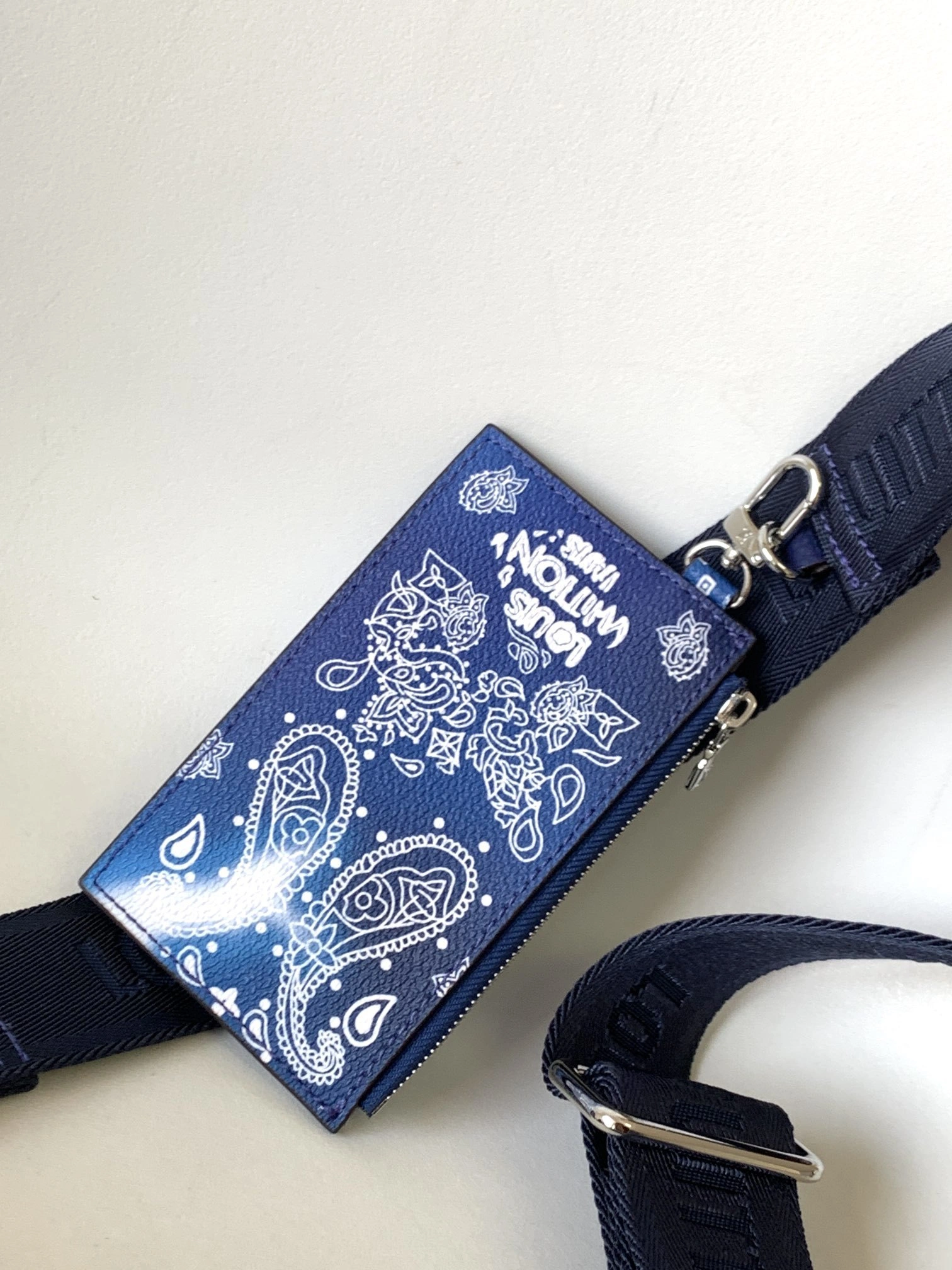 MOMO-- 8V M81431 high quality version Gaston Wearable Wallet cowhide item:E-B330C0235