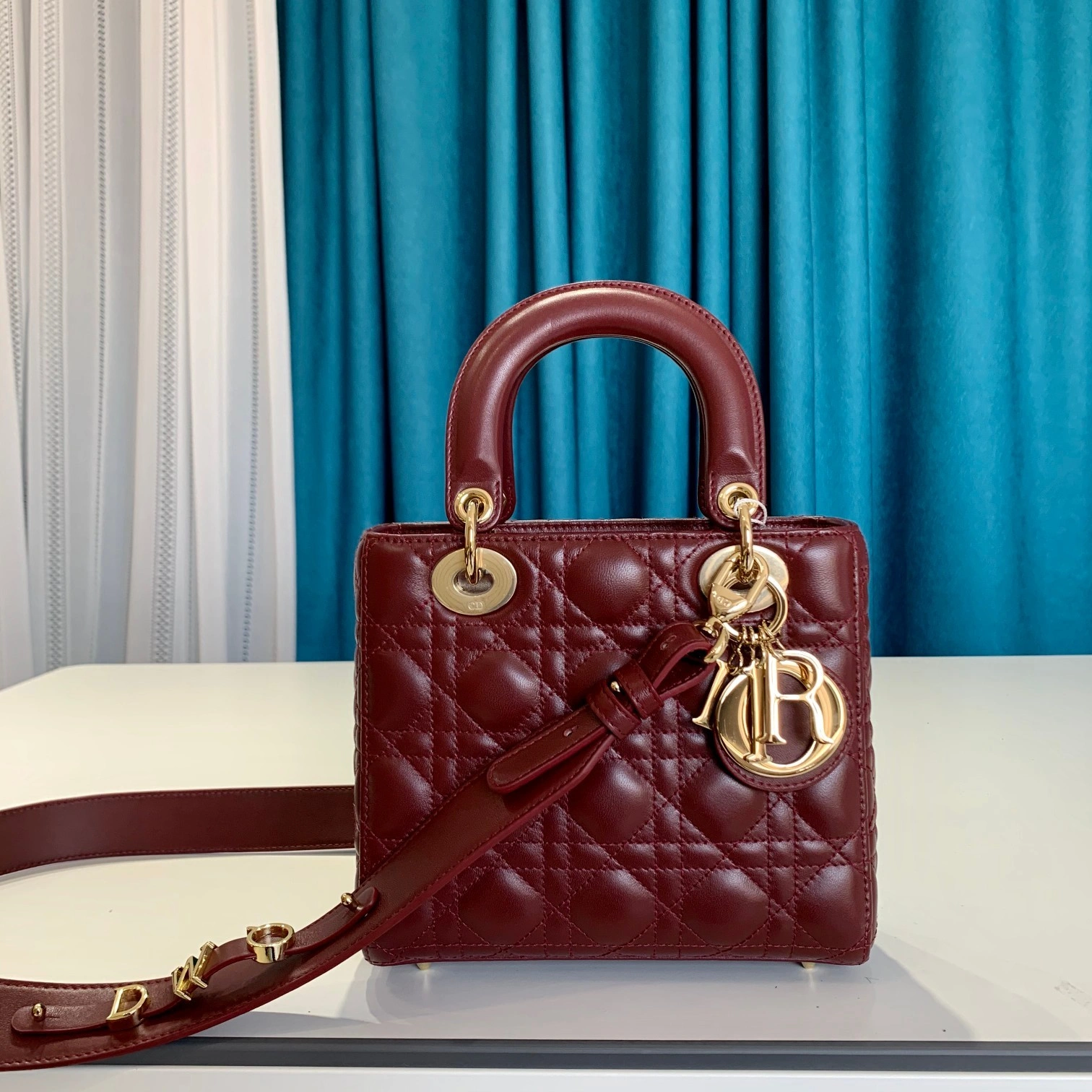 Custombag-- M0538OCE-M56R lady high quality version Podor red Gold buckle item：C-B803D0727