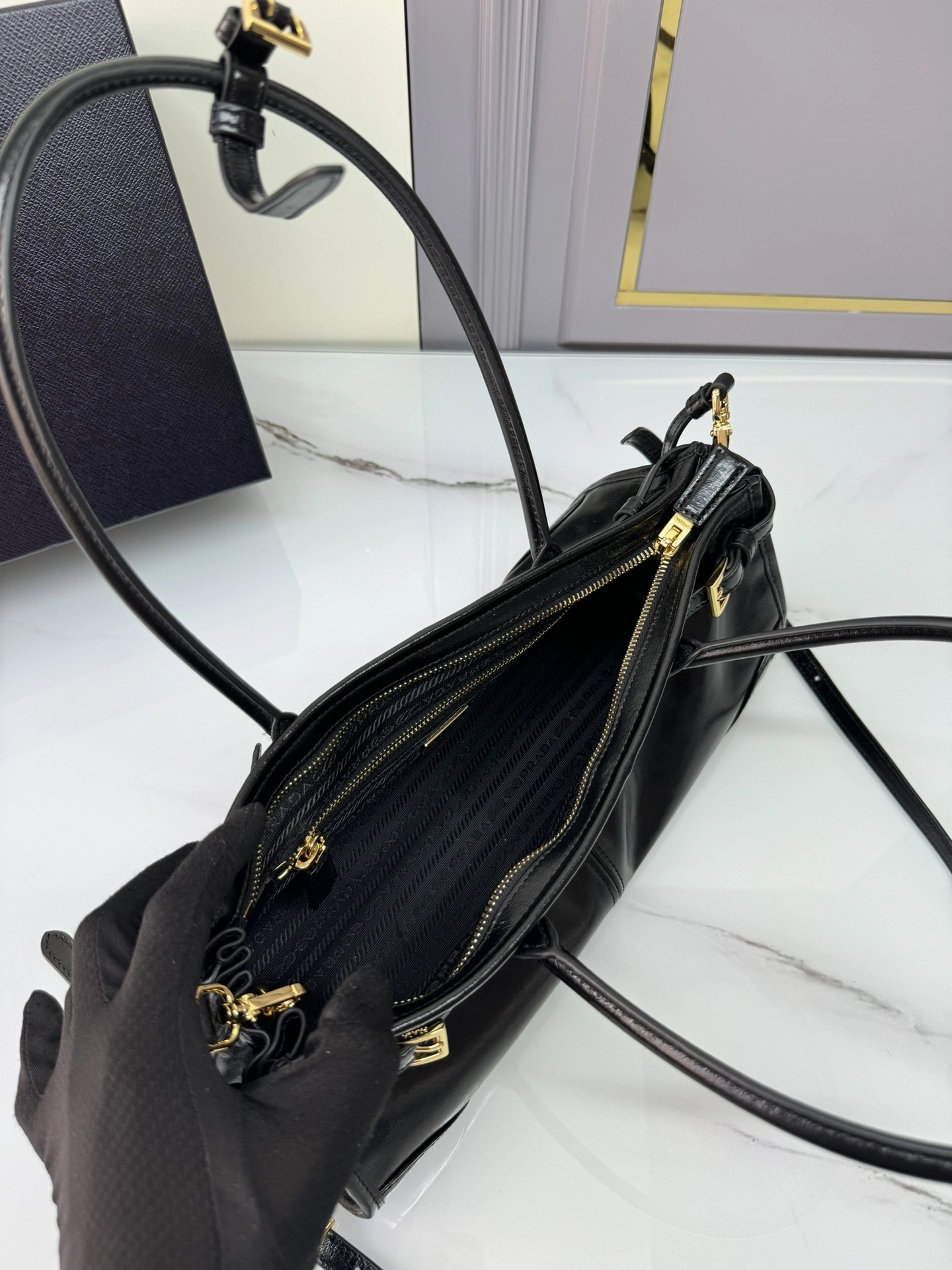 MOMO-- Pr141 1BA426_2CYR_F0002_V_MOO waxed skin high quality version item:D-B063K2246