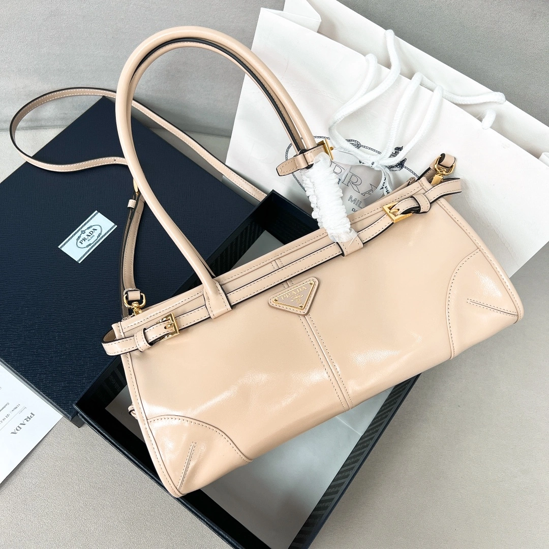 MOMO-- Pr141 1BA426_2CYR_F03MV_V_MOO high quality version waxed skin item:E-B063B1850