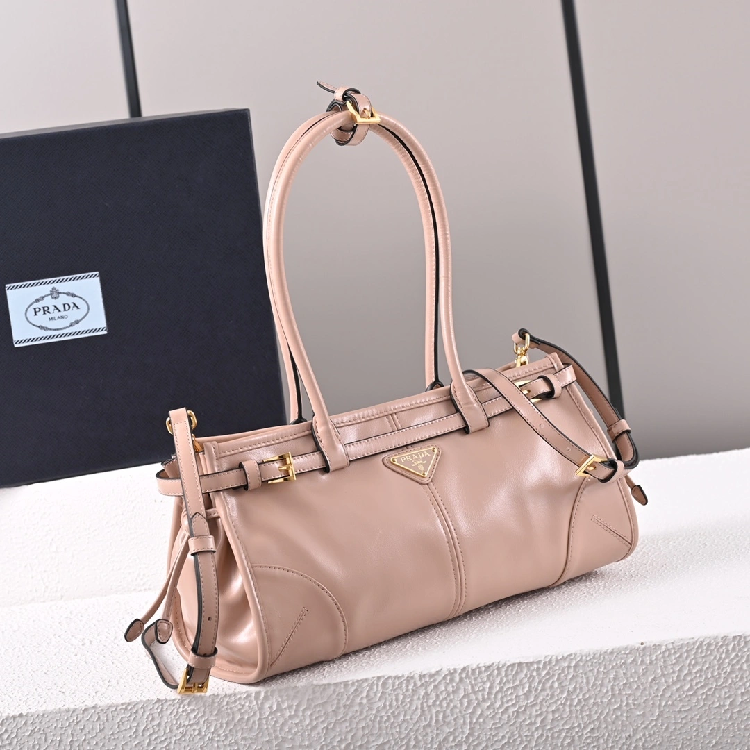 MOMO-- Pr141 1BA426_2CYR_F03ZN_V_MOO high quality version waxed skin item:D-B564K1915