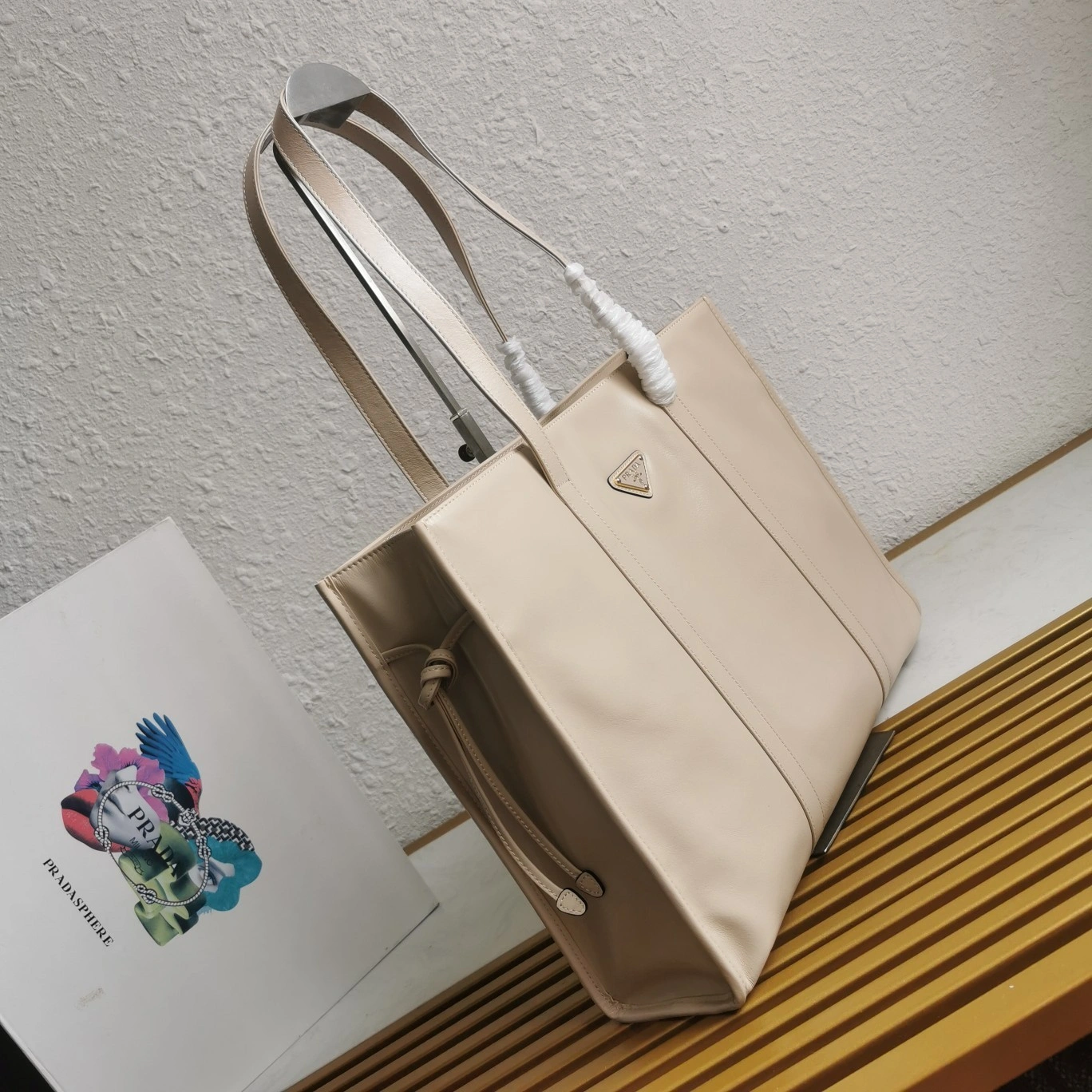 MOMO-- Pr141 1BG460_2CYR_F03MV_V_OON high quality version waxed skin item:D-B000K2032