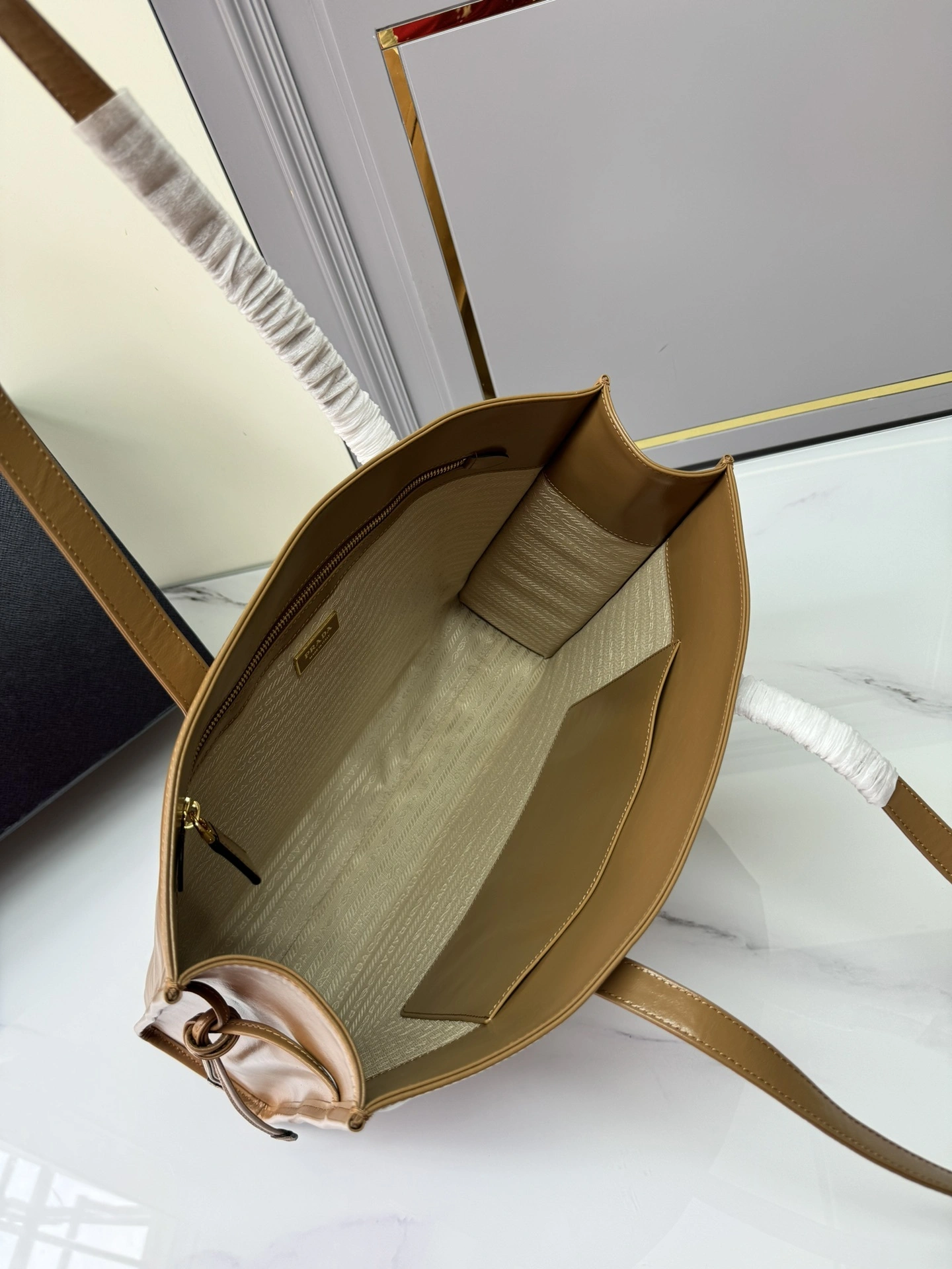 MOMO-- Pr141 1BG460_2CYR_F0LT6_V_OON high quality version waxed skin item:D-B063K2031