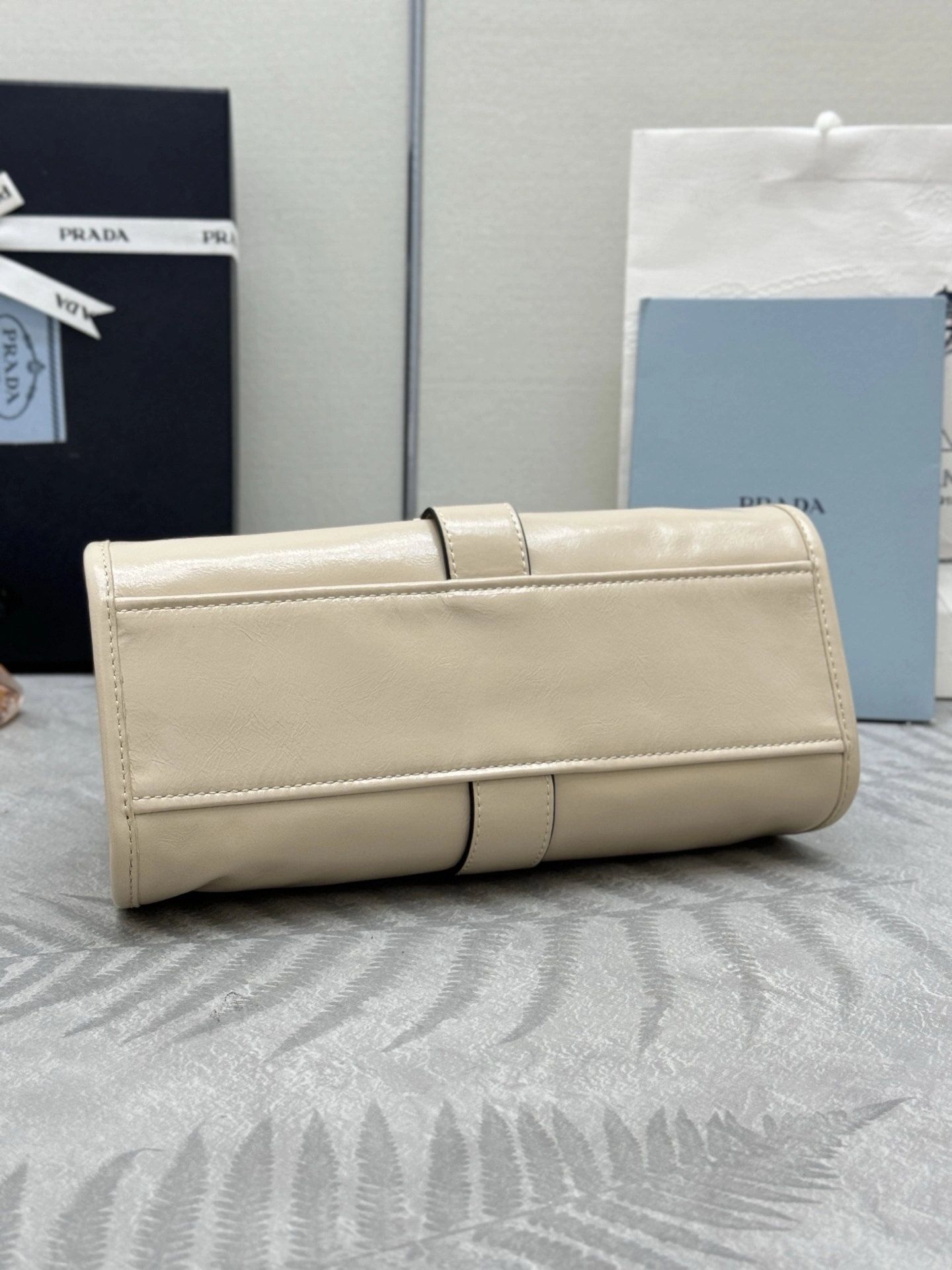 MOMO-- Pr141 1BG580_2CYR_F03MV_V_OOM high quality version waxed skin item:E-B000K0612