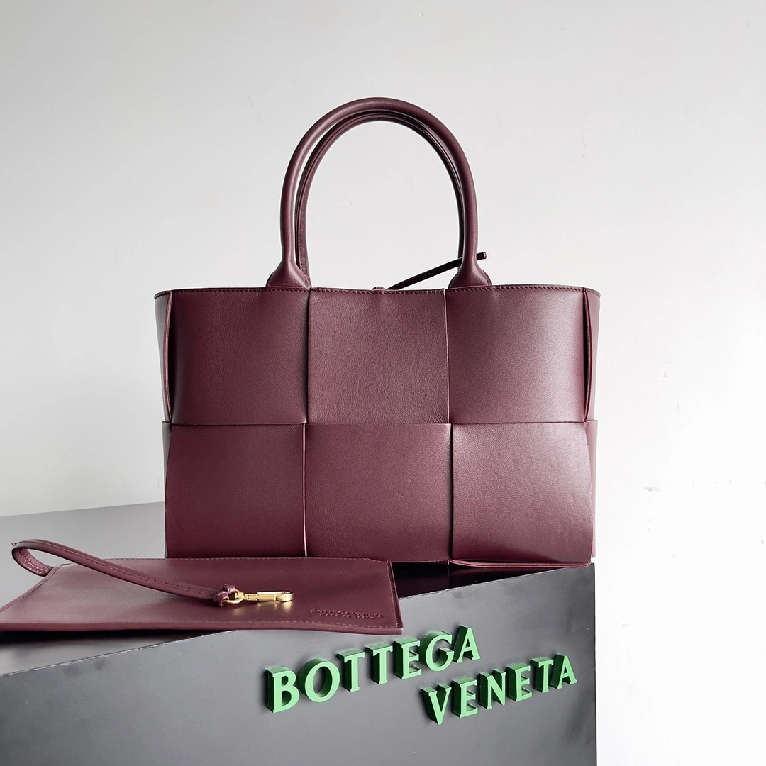 MOMO-- V595t1 709337VCQC22247 high quality version cowhide sheepskin item:D-B063I1219