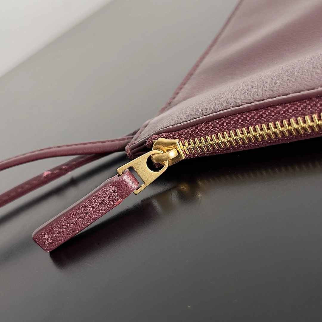 MOMO-- V595t1 709337VCQC22247 high quality version cowhide sheepskin item:D-B063I1219