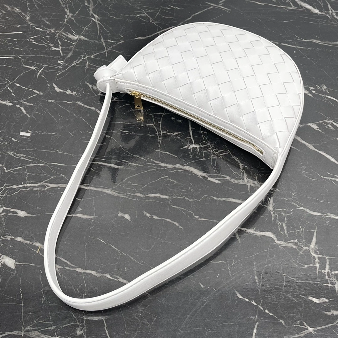 MOMO-- V595t1 763747VCPP39009 high quality version Mini Shoulder Bag item:E-B000B2623