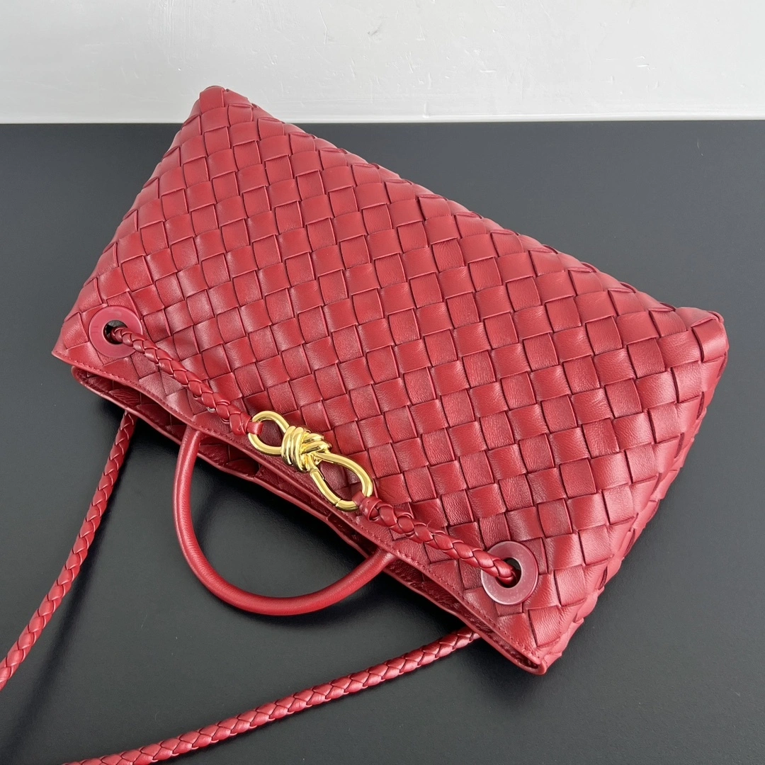 MOMO-- V595t1 766010VCPP16565 high quality version Andiamo sheepskin item:E-B000C1138