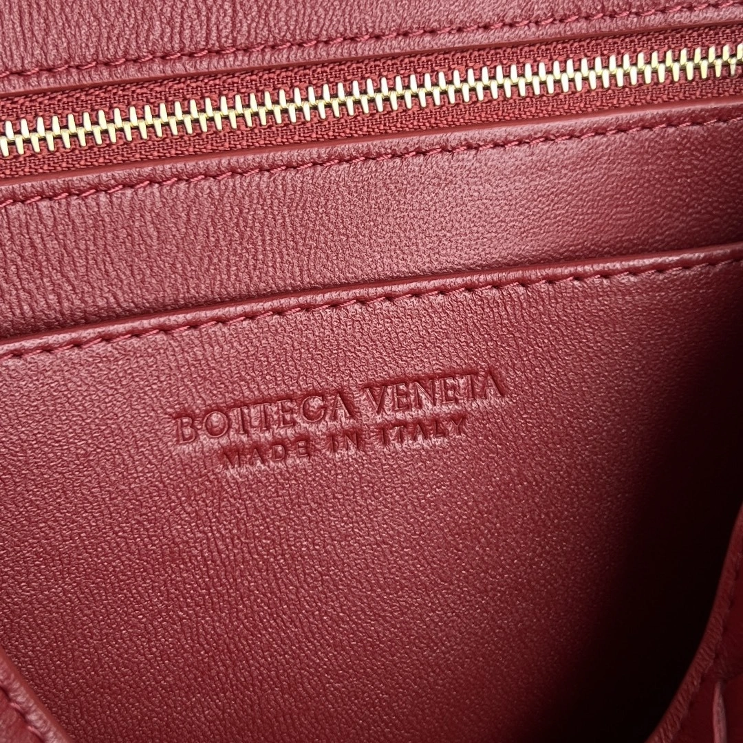 MOMO-- V595t1 766010VCPP16565 high quality version Andiamo sheepskin item:E-B000C1138