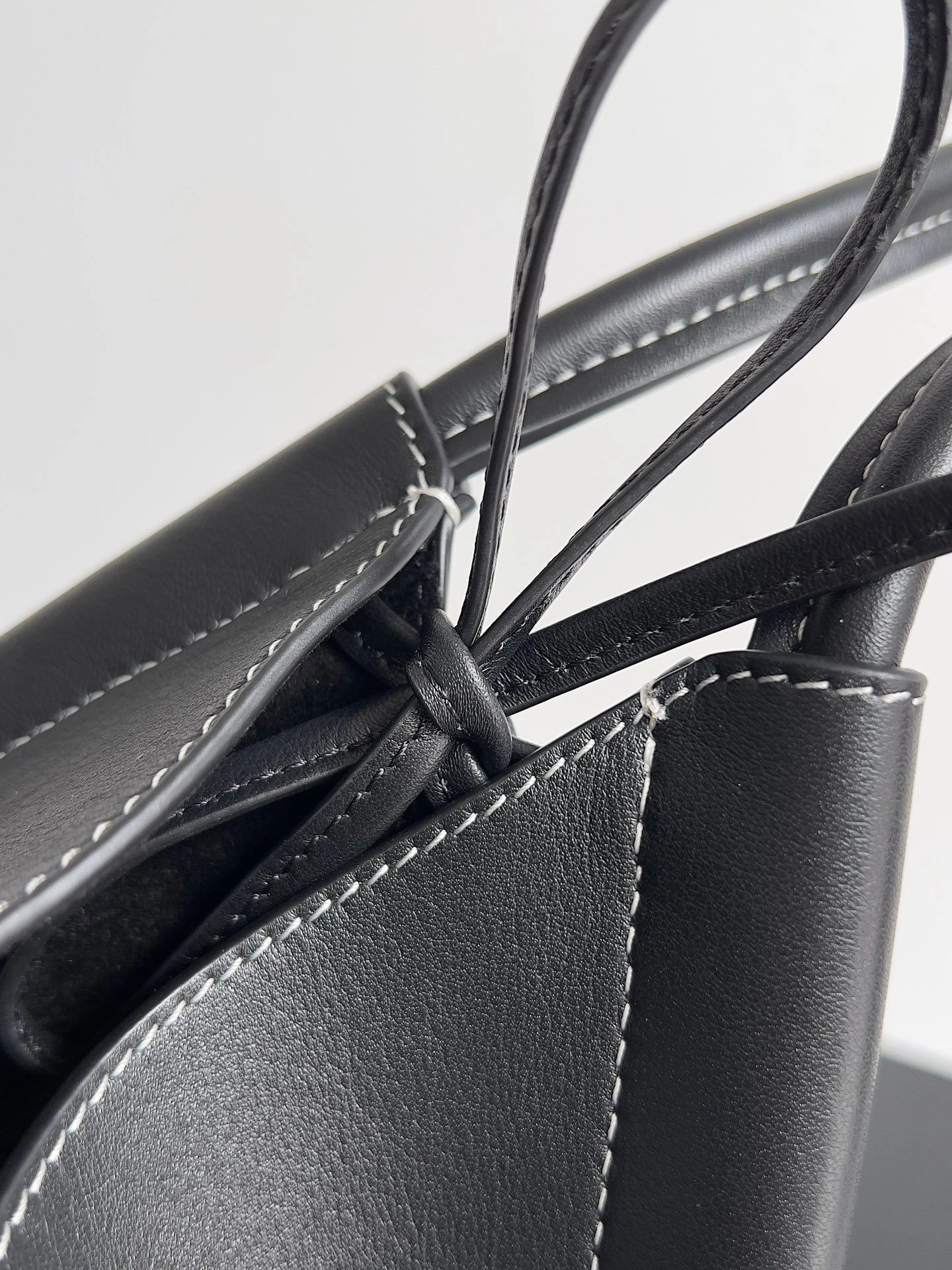 MOMO-- V595t1 799522V4GM01293 high quality version SOLSTICE Calfskin item:E-B063A0957