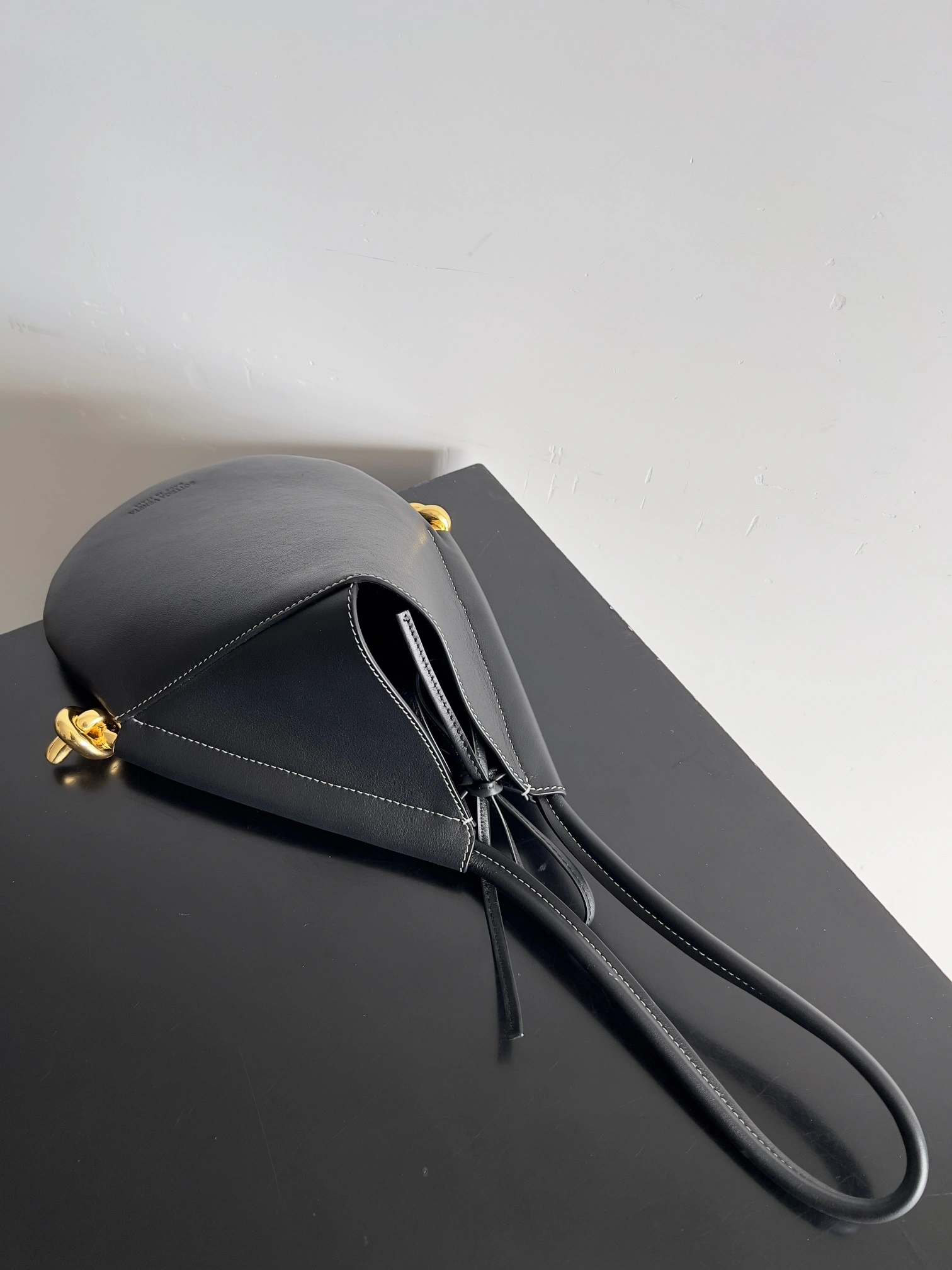 MOMO-- V595t1 799522V4GM01293 high quality version SOLSTICE Calfskin item:E-B063A0957