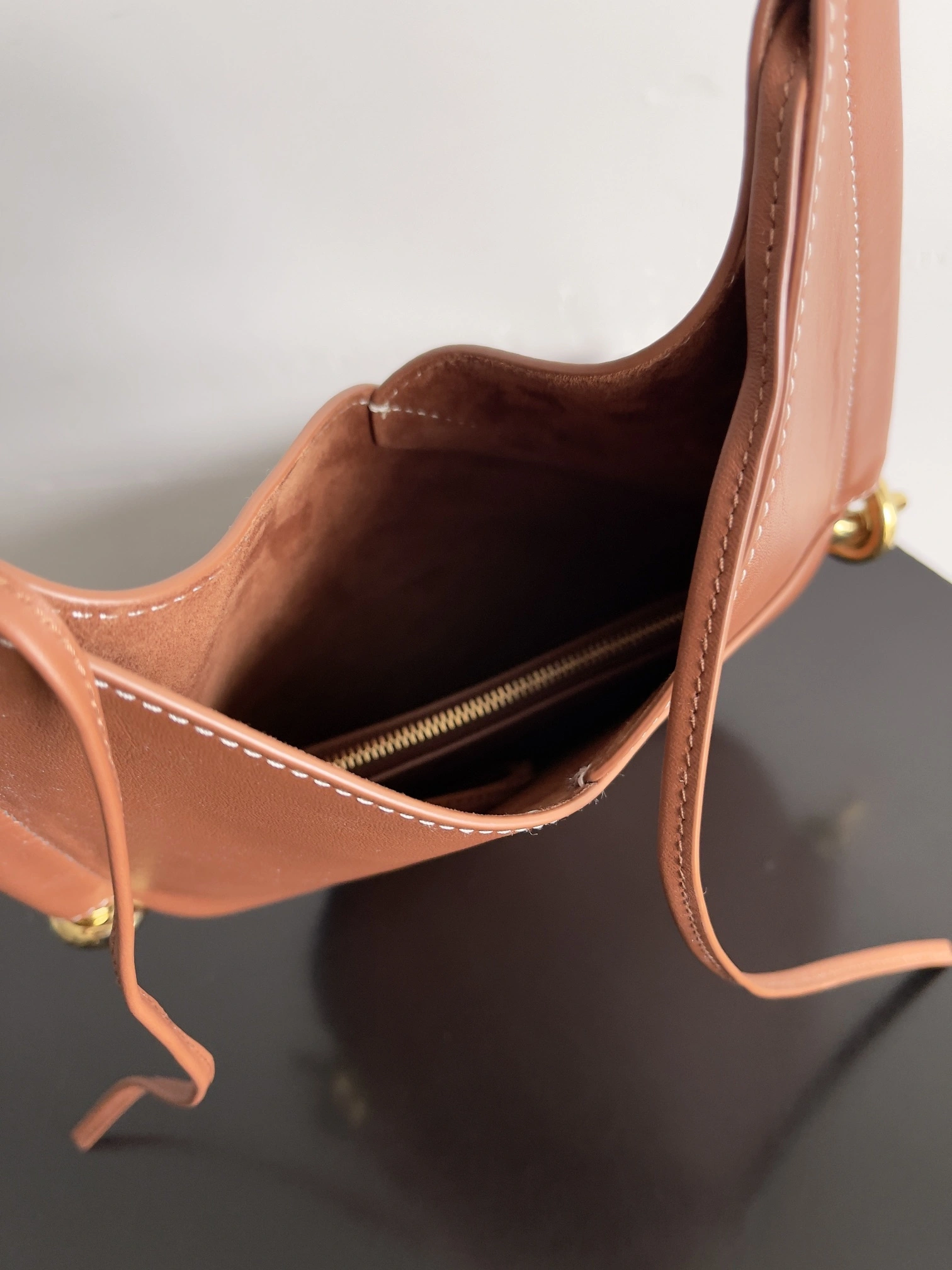 MOMO-- V595t1 799522V4GM02754 high quality version SOLSTICE Calfskin item:E-B063A0956