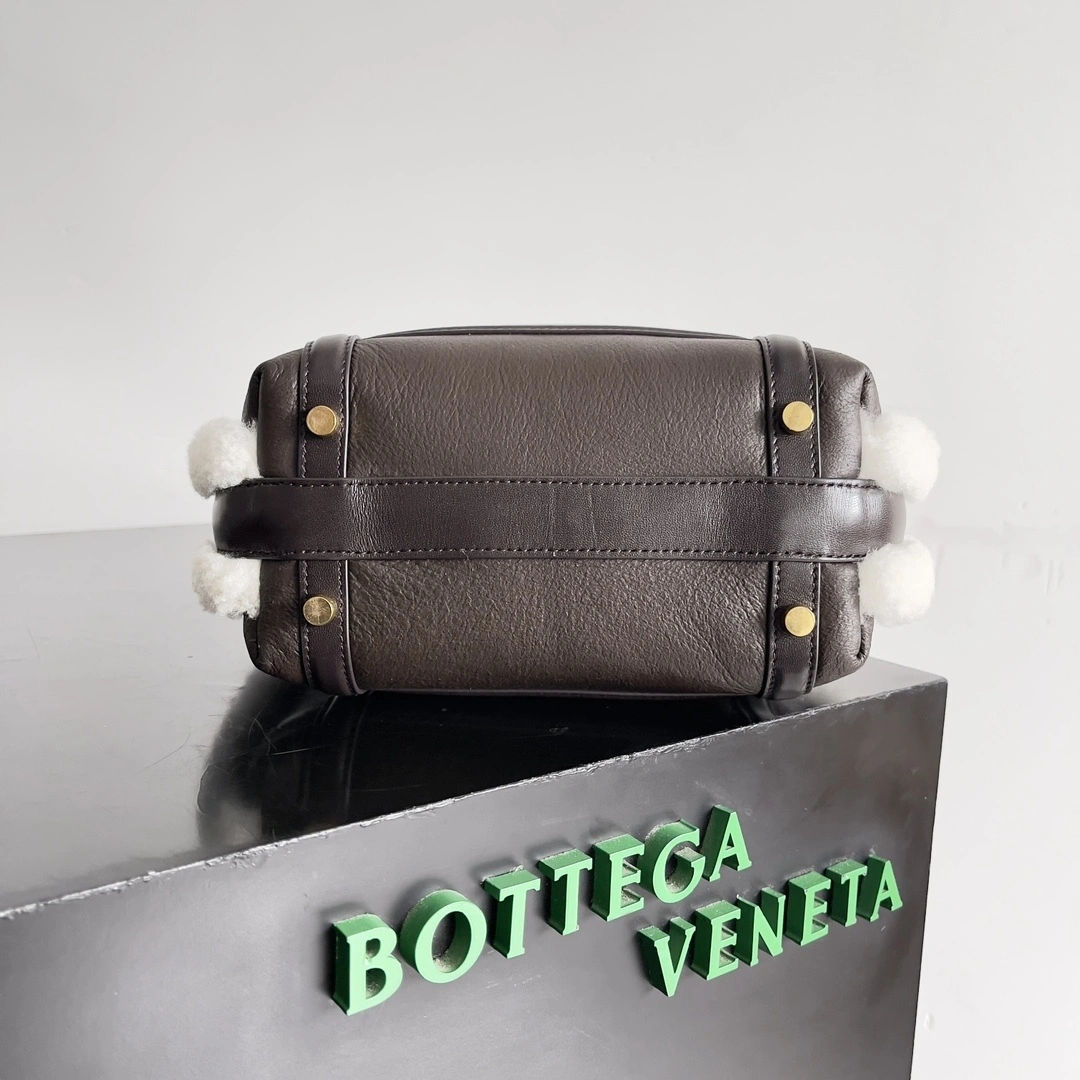 MOMO-- V595t1 806125V2GR22055 high quality version sheepskin WALLACE item:E-B100B2546