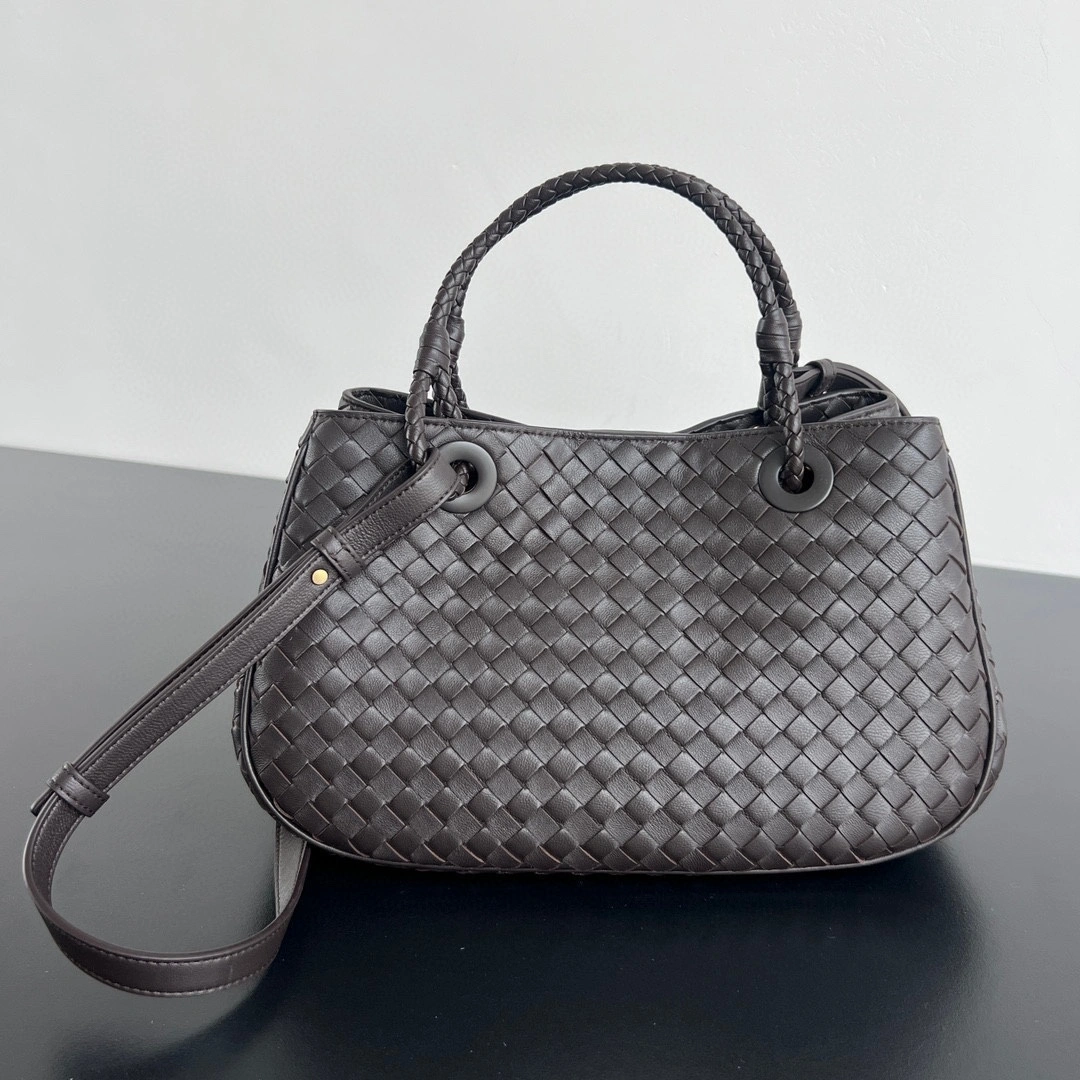 MOMO-- V595t1 836261V08Z02272 high quality version Basket sheepskin item:E-B664G1502W