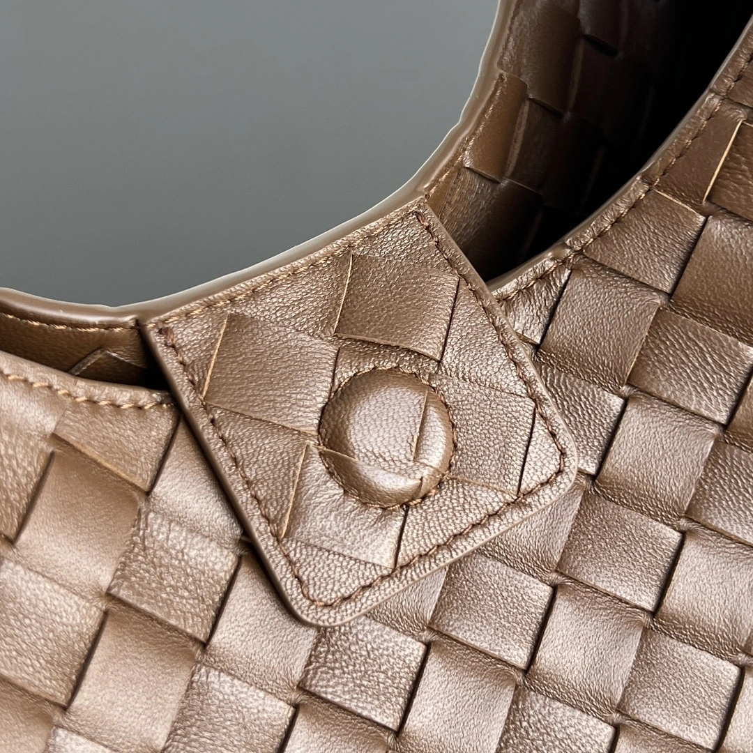 MOMO-- V595t1 844249V4SC02811 high quality version Campana sheepskin item:E-B063J1864
