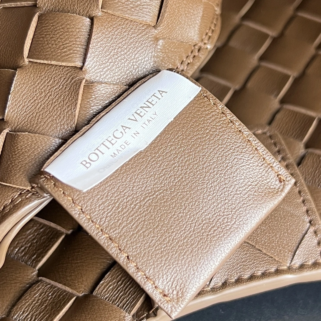 MOMO-- V595t1 844249V4SC02811 high quality version Campana sheepskin item:E-B063J1864
