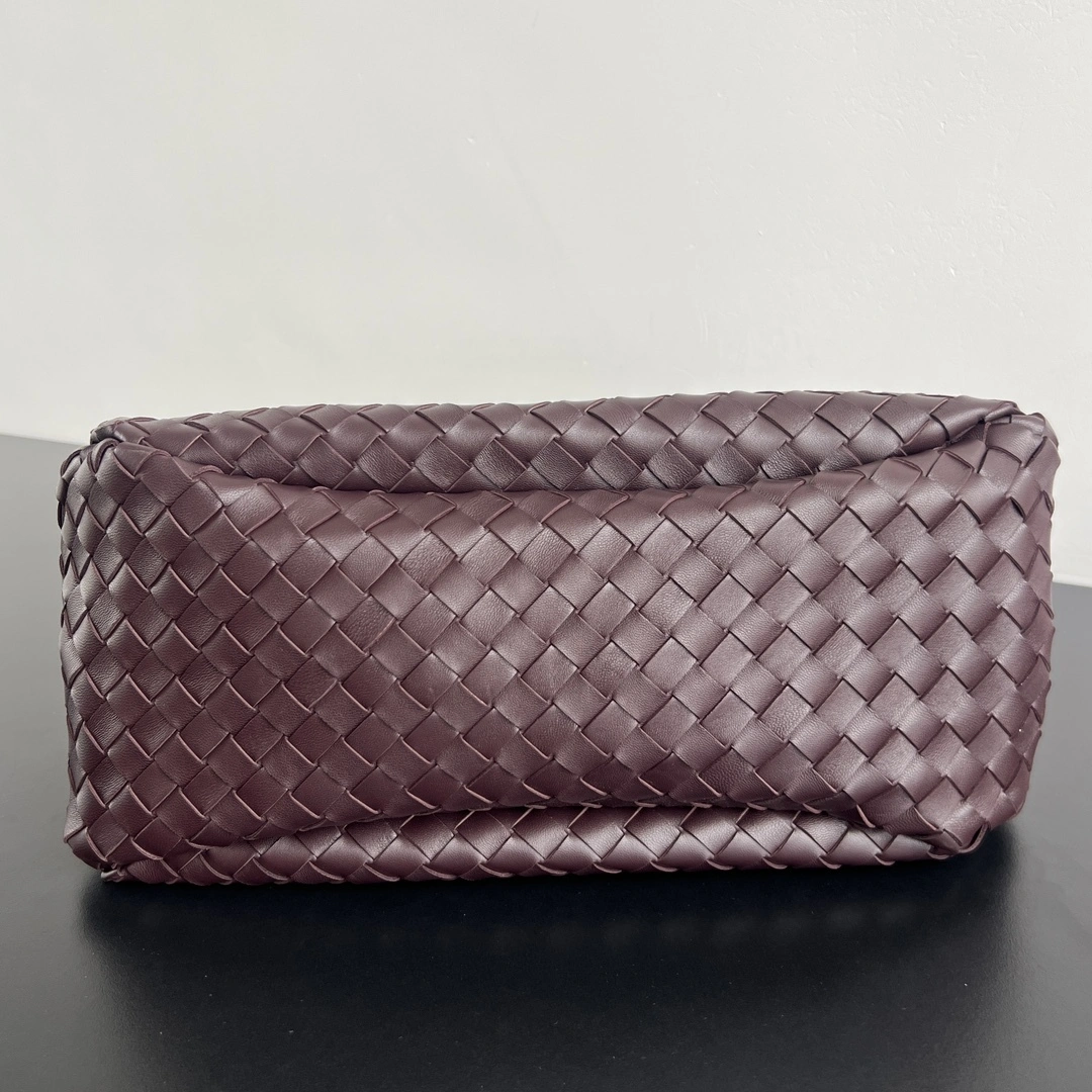 MOMO-- V595t1 844250V4SC02264 high quality version Campana sheepskin item:E-B063J1865