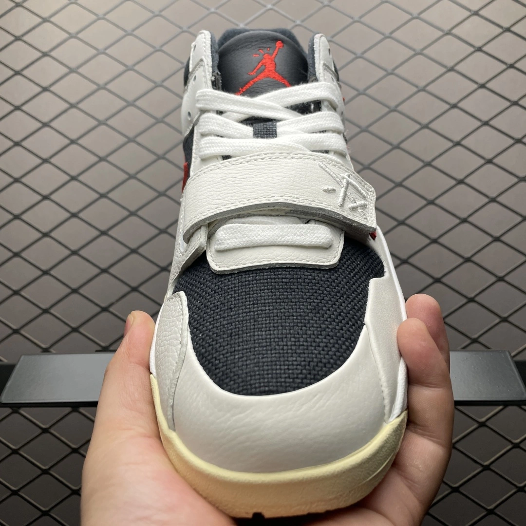 Flying pig--1ir Jor419 FZ8117-101 Tr1vis x 1ir Jor419 Jumpman Jack TR TS item: E-X000L2804B