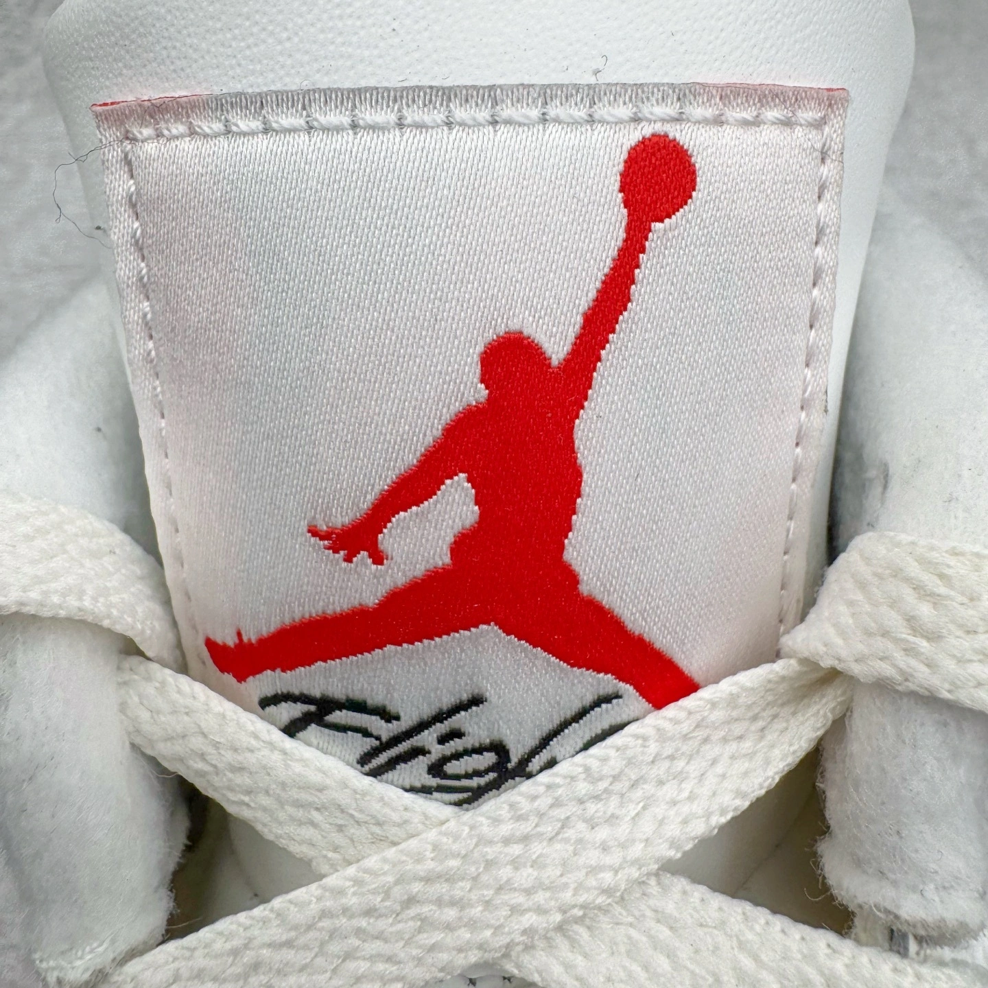 Flying pig--1ir Jor419 IB1519-200 1ir Jor419 AJ4 Retro "White Cement" 2025 item: E-X000L2083B