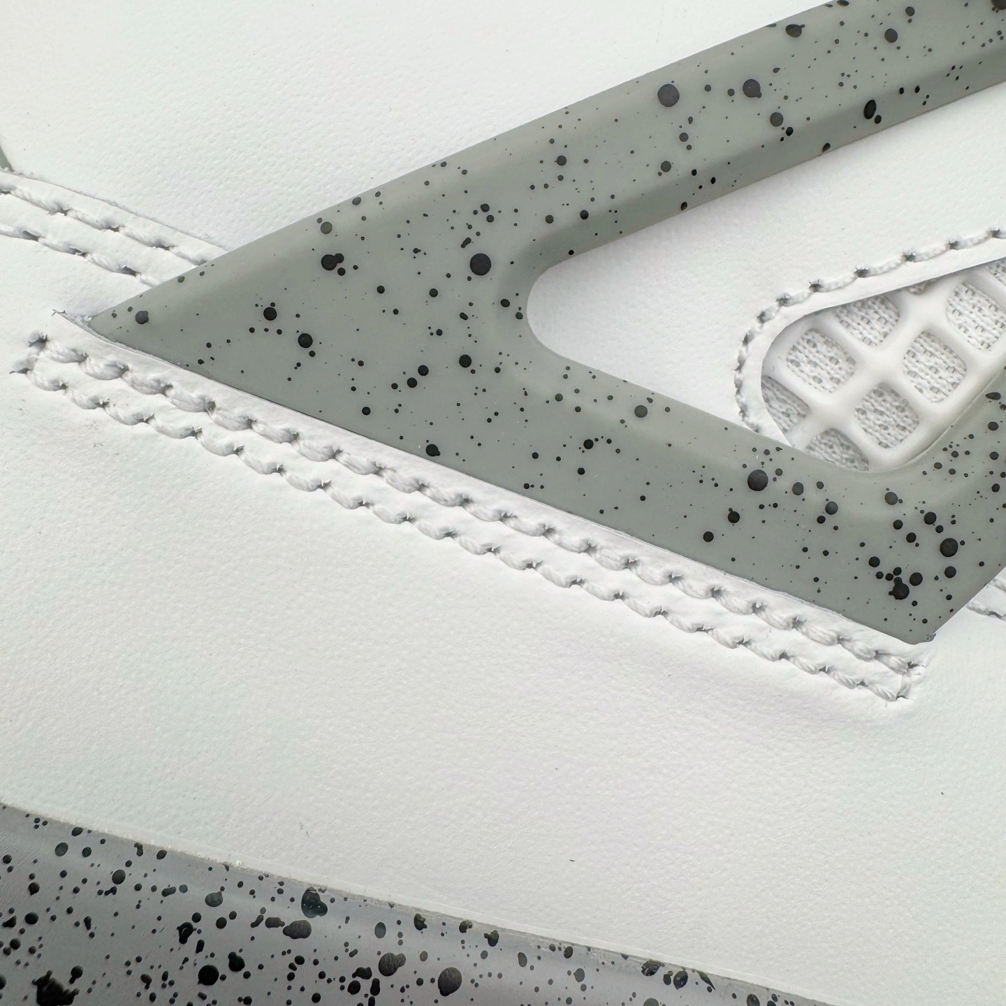 Flying pig--1ir Jor419 IB1519-200 1ir Jor419 AJ4 Retro "White Cement" 2025 item: E-X000L2083B