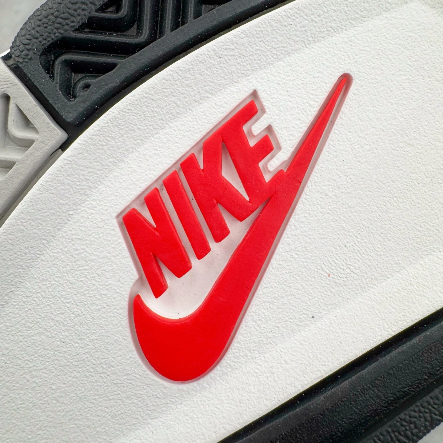Flying pig--1ir Jor419 IB1519-200 1ir Jor419 AJ4 Retro "White Cement" 2025 item: E-X000L2083B