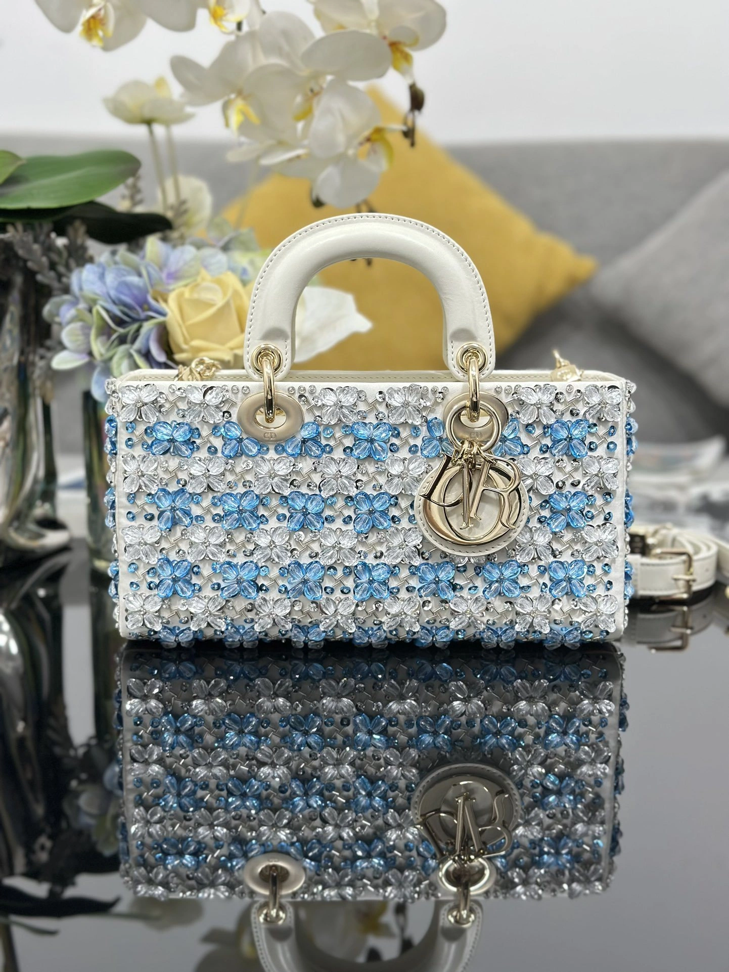 MOMO--4ior M0540OIMM-M49E high quality version Lady D-Joy embroidery item:F-B813A2307