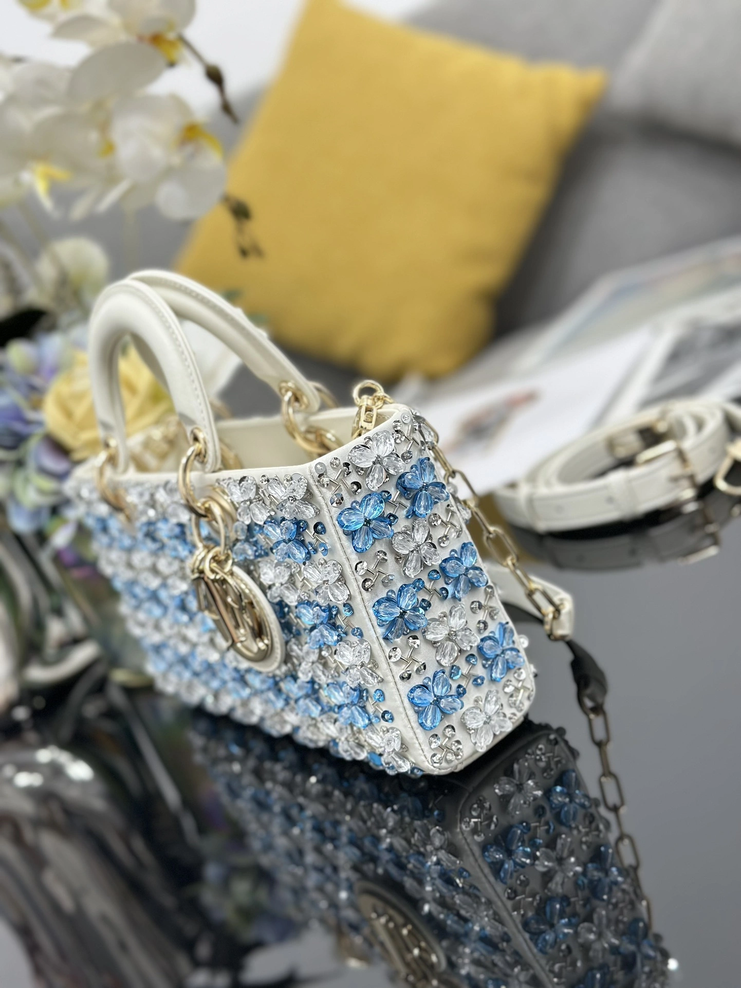 MOMO--4ior M0540OIMM-M49E high quality version Lady D-Joy embroidery item:F-B813A2307