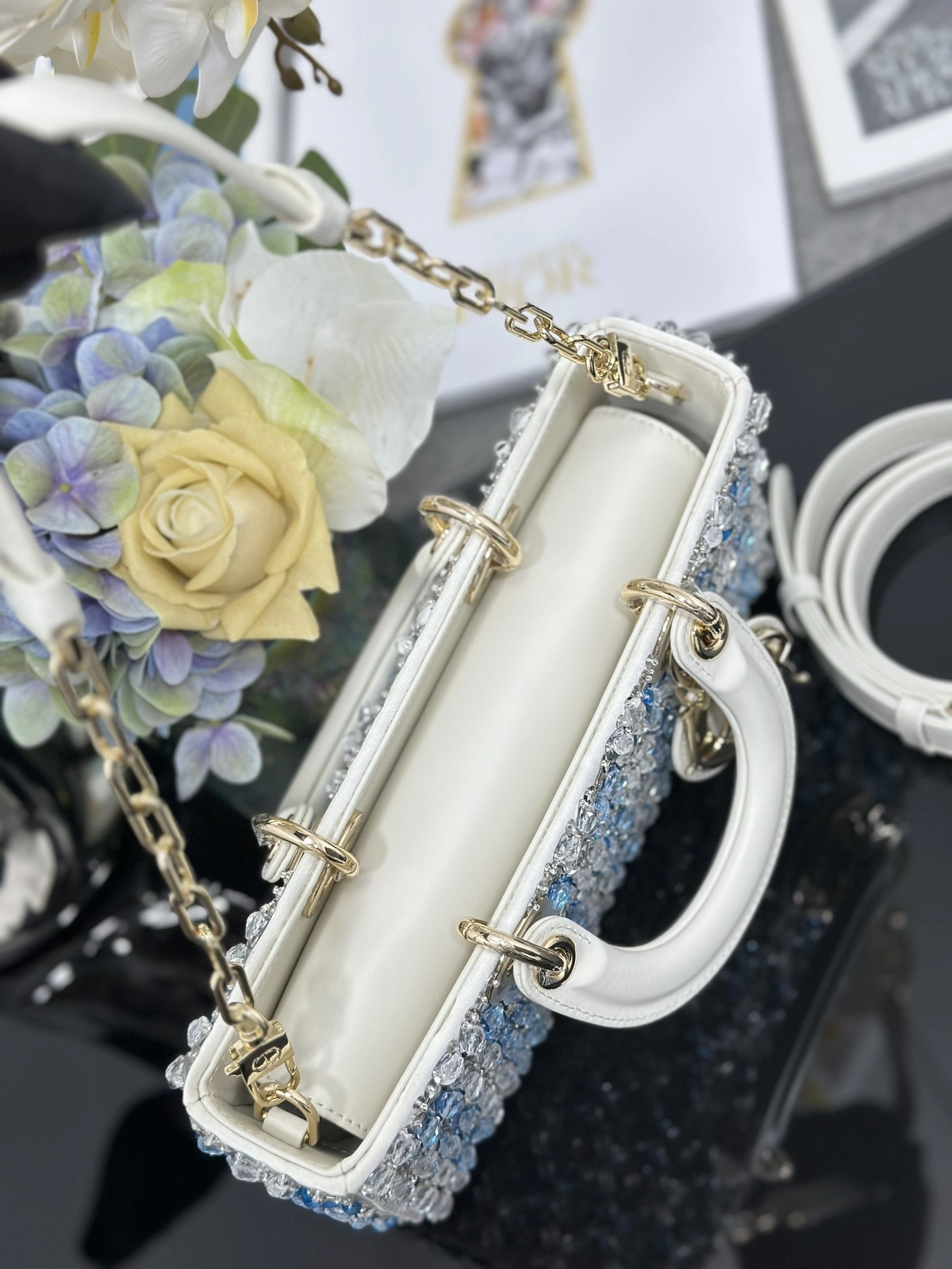 MOMO--4ior M0540OIMM-M49E high quality version Lady D-Joy embroidery item:F-B813A2307
