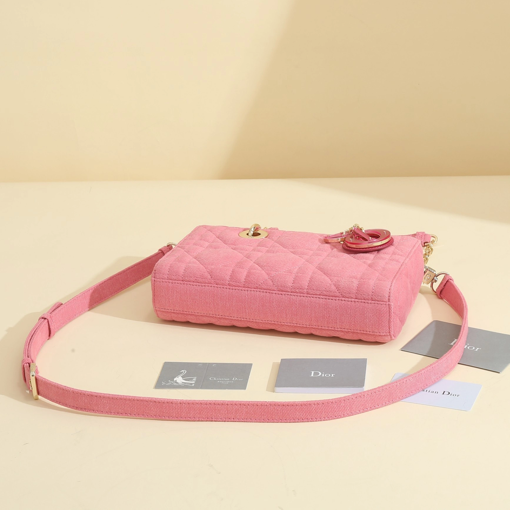 MOMO--4ior M0540WTJA-M929 high quality version lady d-joy lady dior item:E-B000L2040T