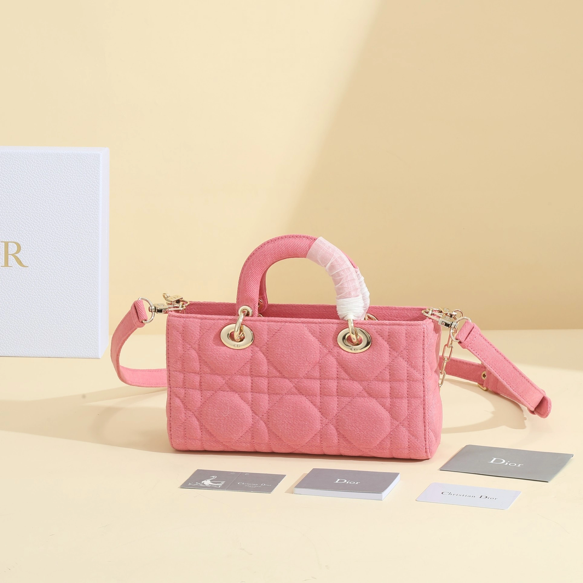 MOMO--4ior M0540WTJA-M929 high quality version lady d-joy lady dior item:E-B000L2040T