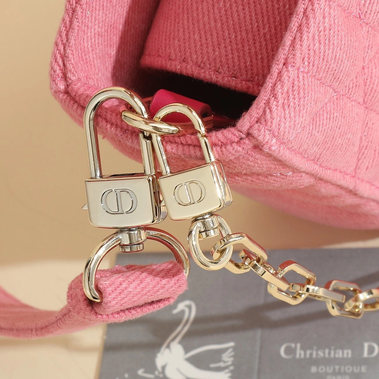 MOMO--4ior M0540WTJA-M929 high quality version lady d-joy lady dior item:E-B000L2040T